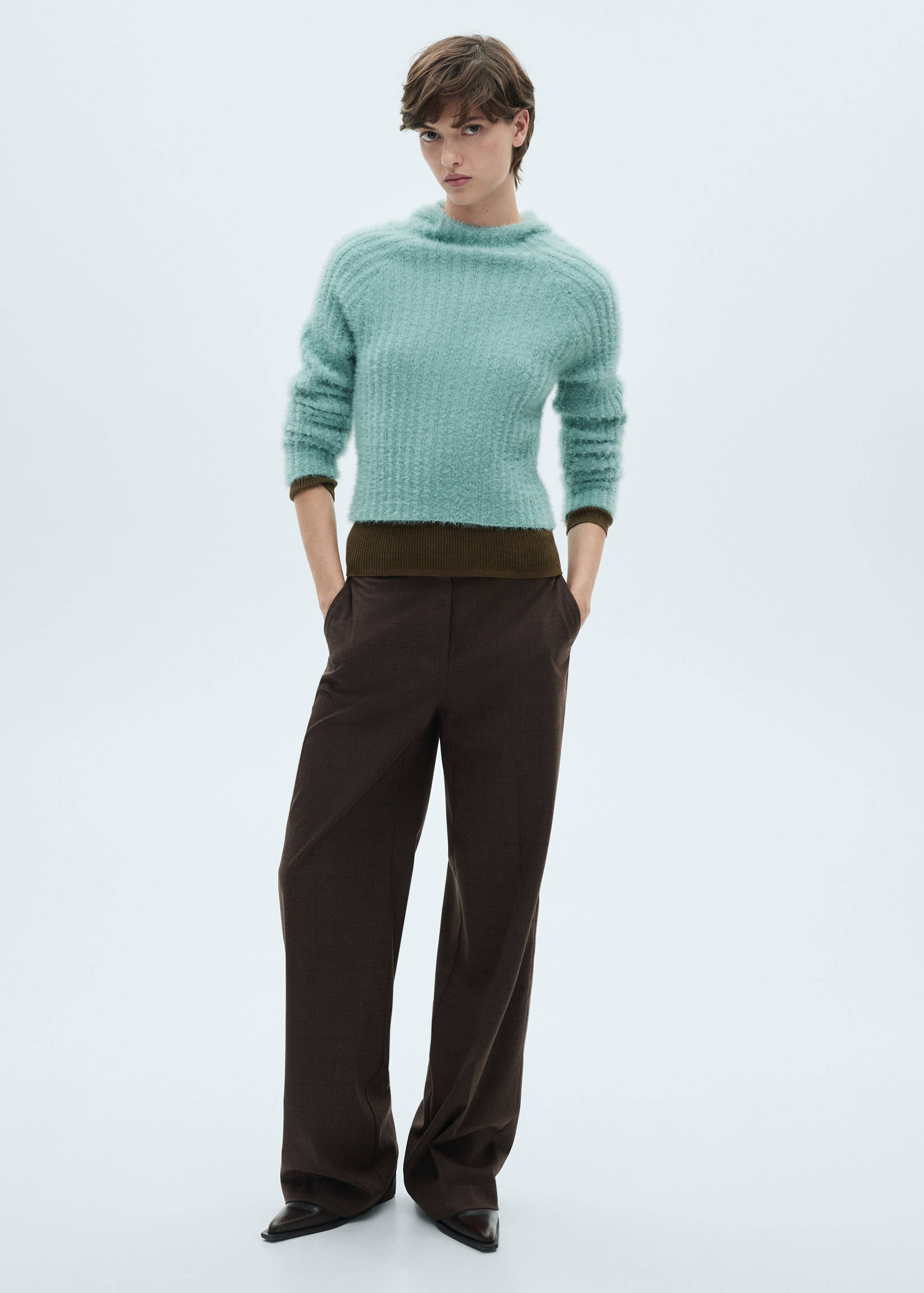 Джемпер с капюшоном и ворсом - Общий план