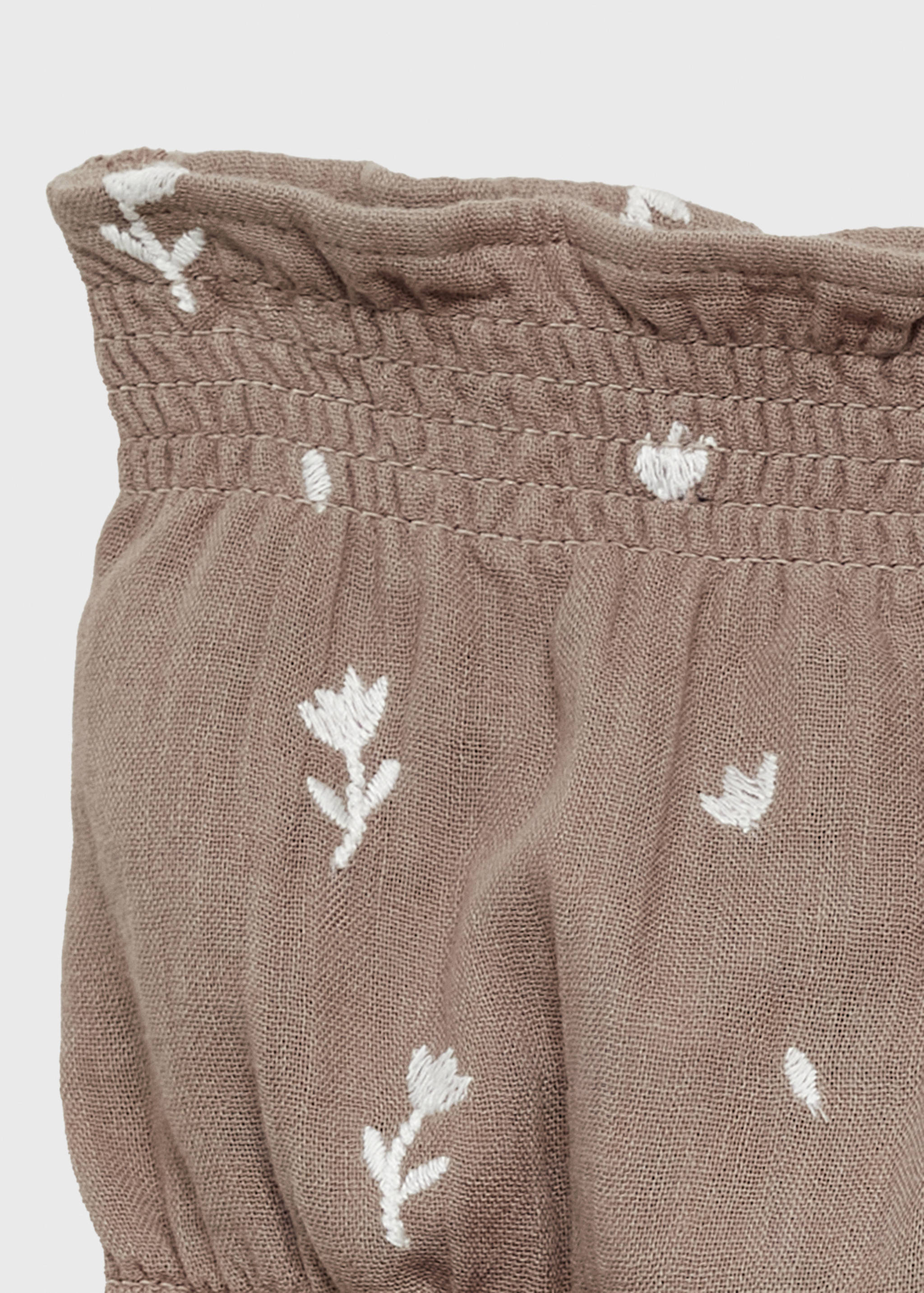Short brodé à fleurs - Détail de l'article 8