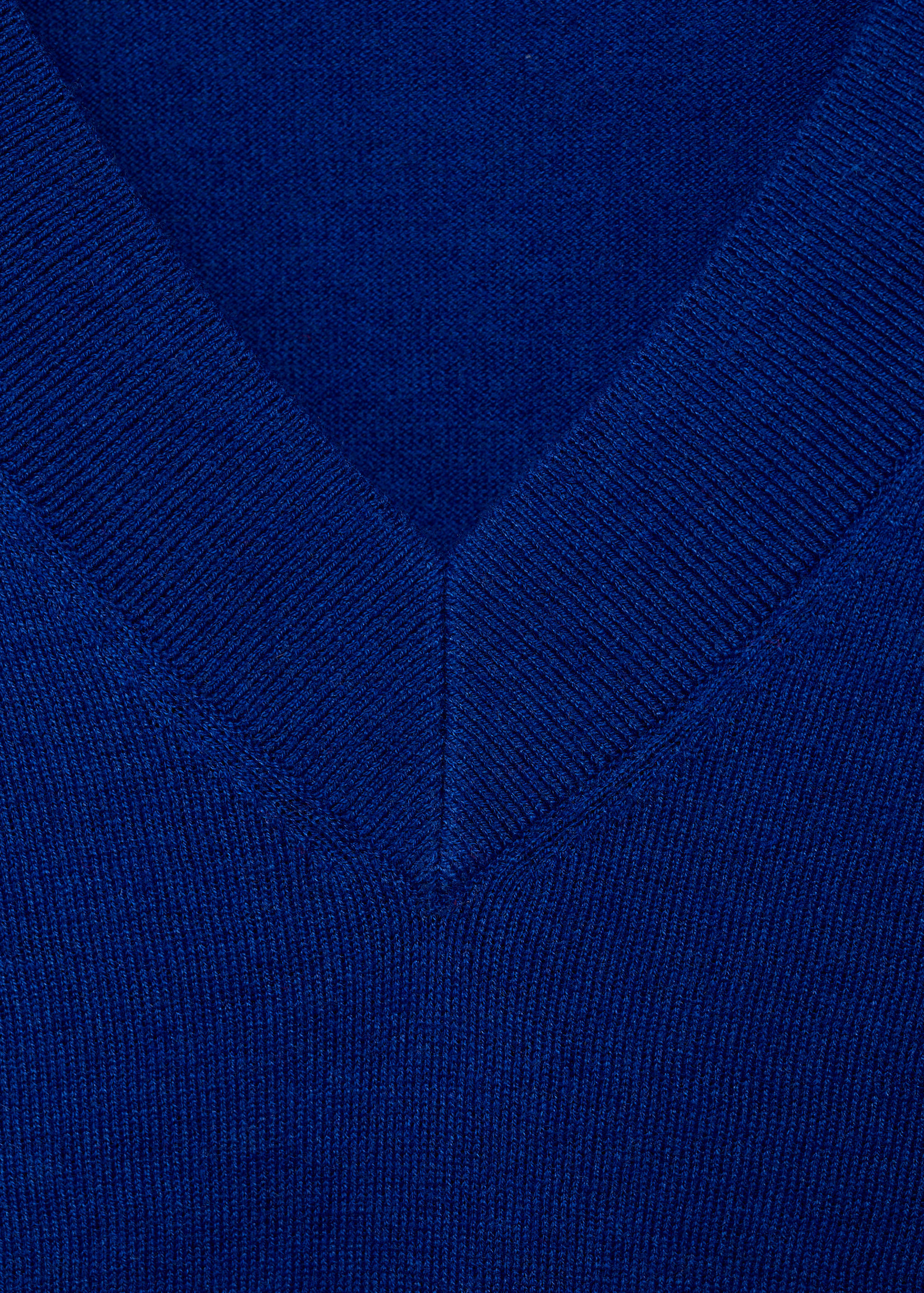 V-neck knit sweater - Details of the article 8