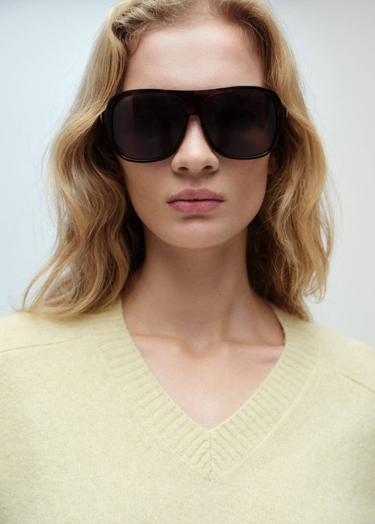 V-neck knit sweater — Pastel Green