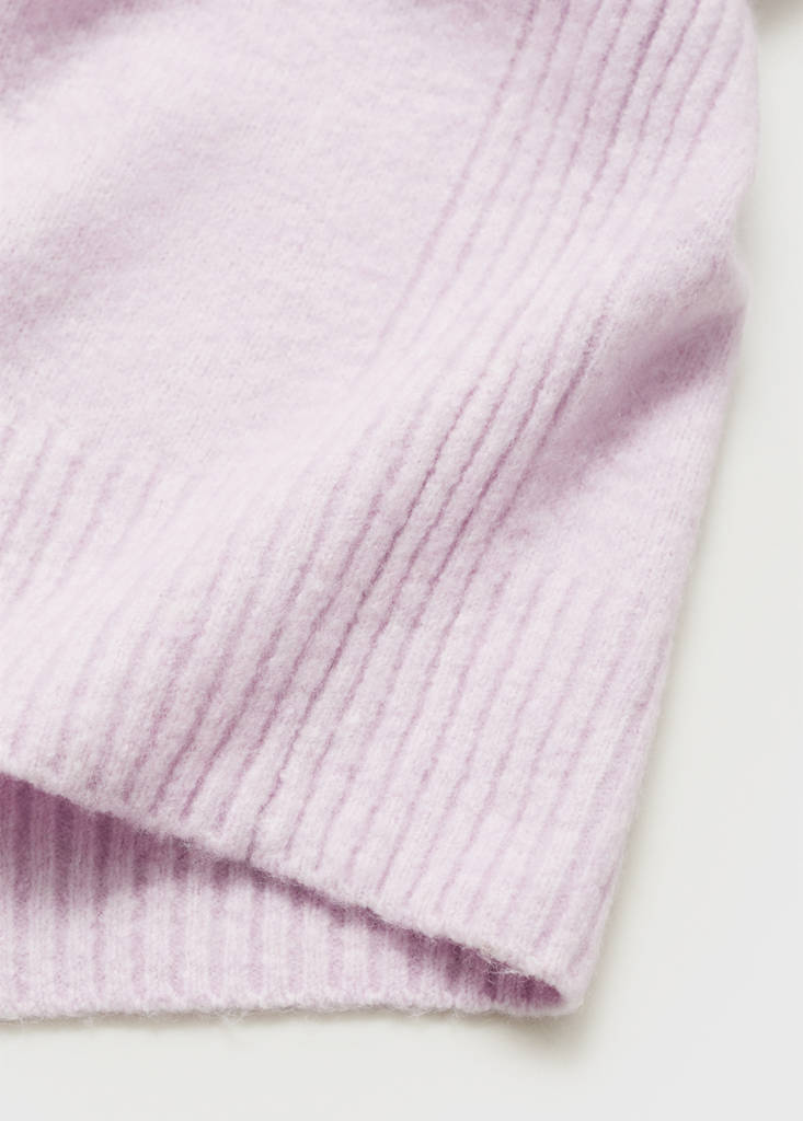 V-neck knit sweater — Light/Pastel Purple