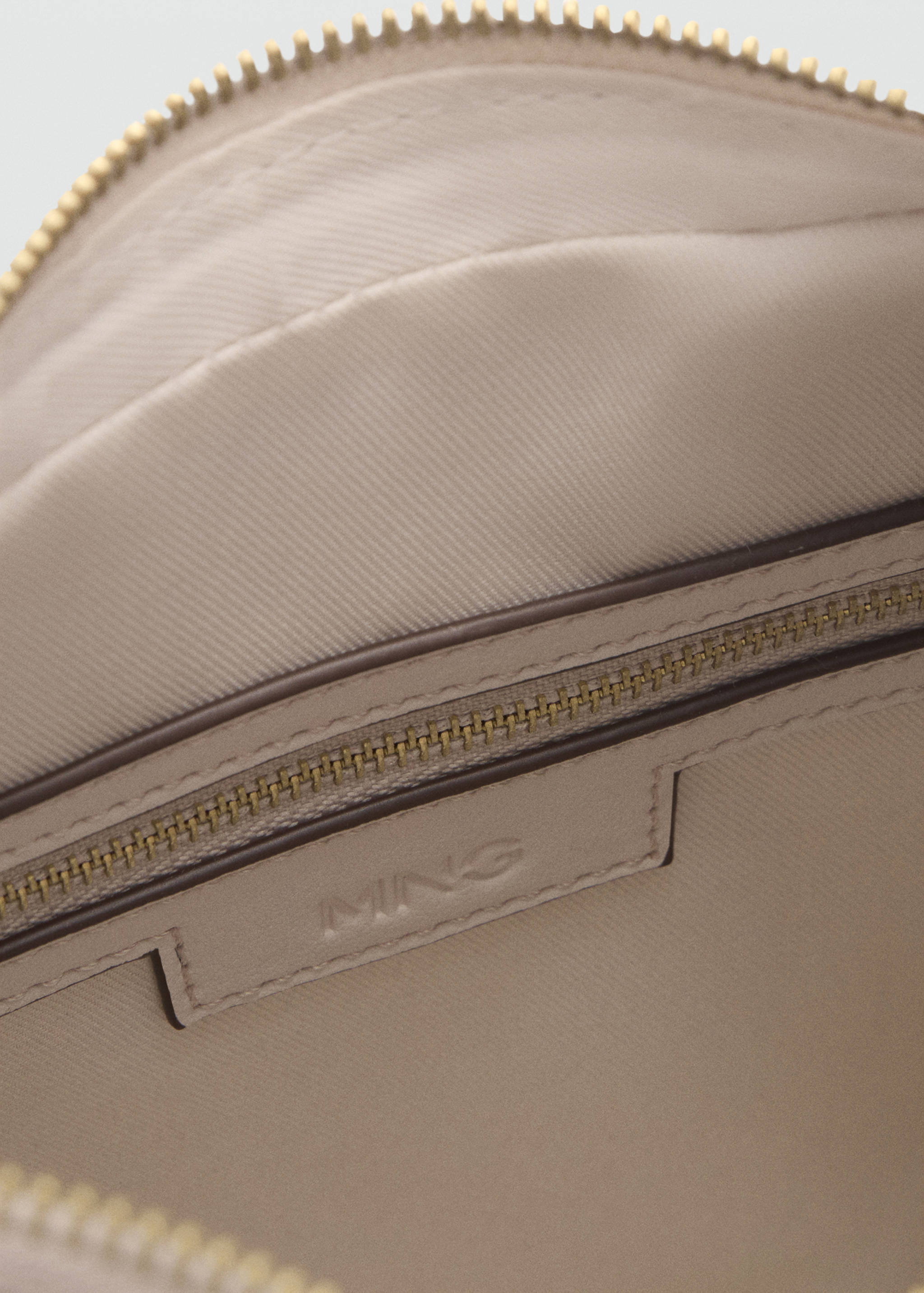 حقيبة كتف بيضاوية - تفاصيل المنتج 3