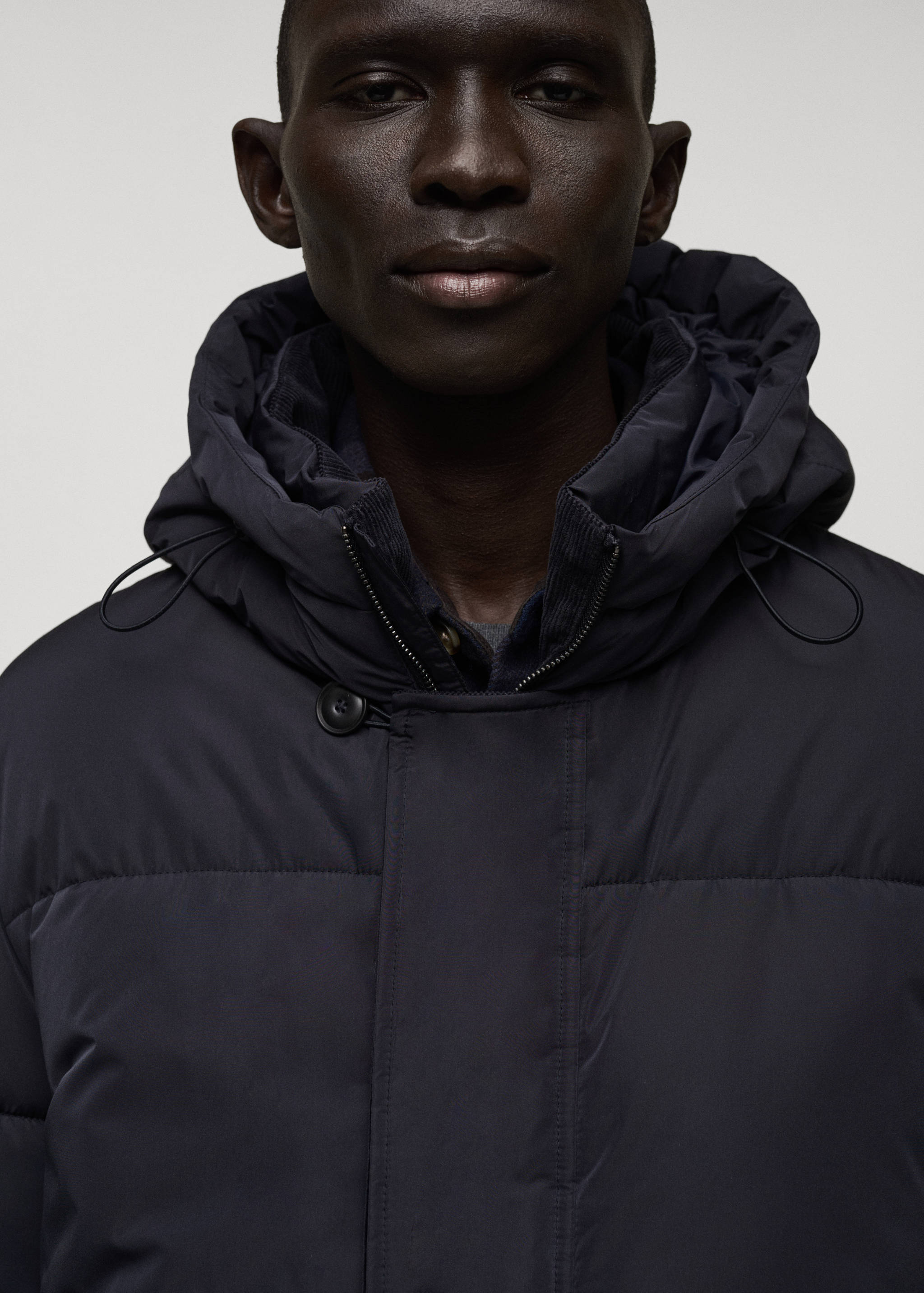 Water-repellent hood puffer coat - Details of the article 1