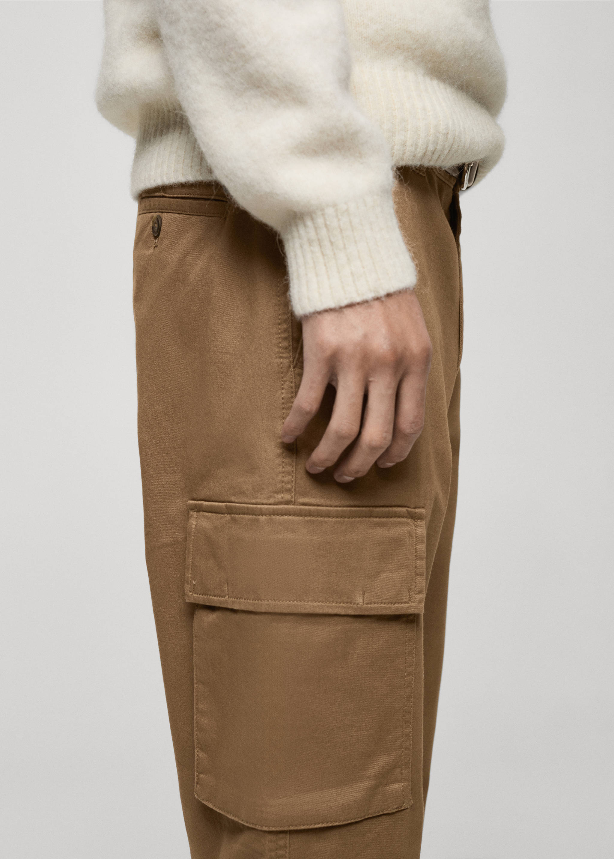 Pantalón cargo algodón regular fit - Detalle del artículo 1