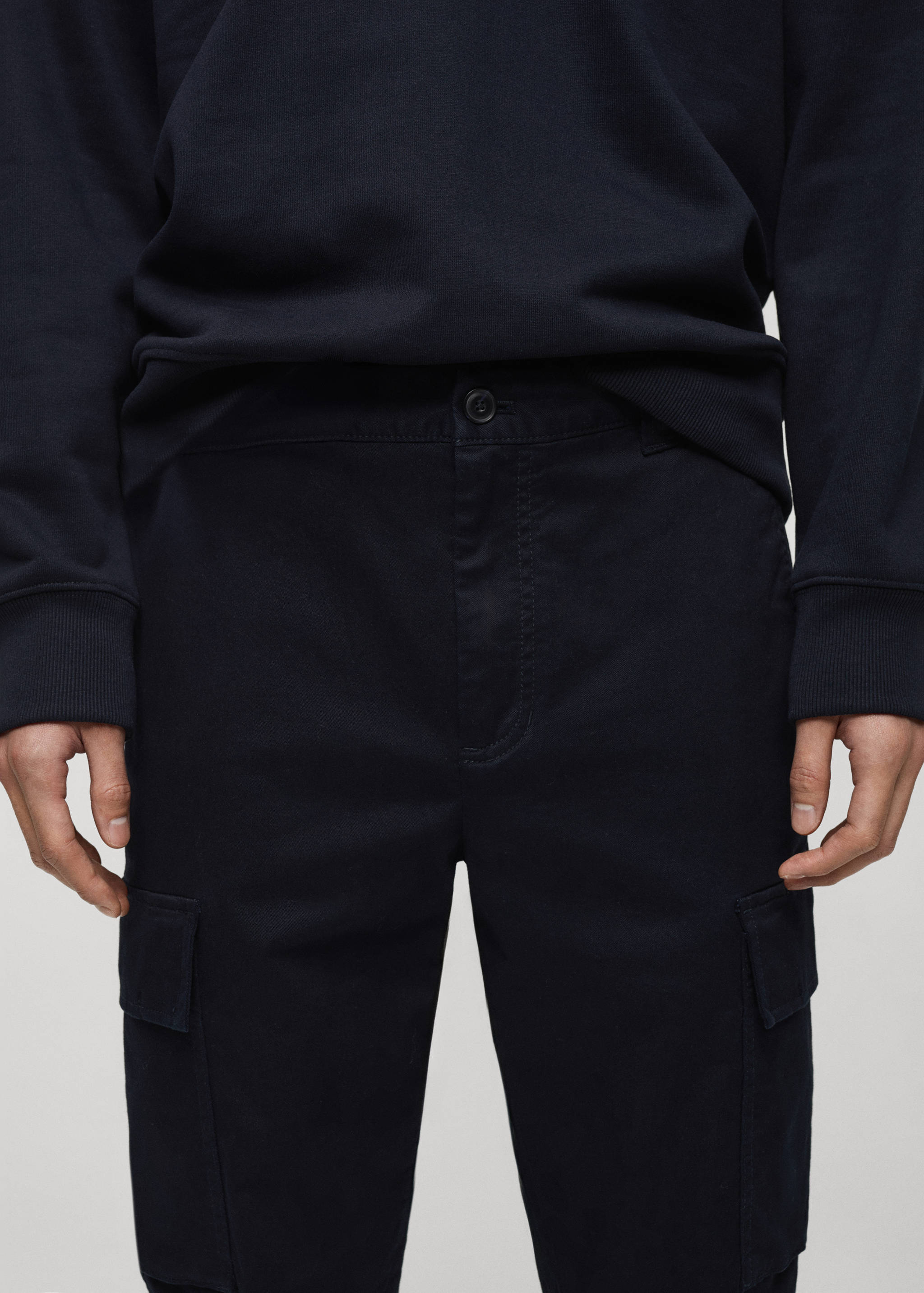 Pantalón cargo algodón regular fit - Detalle del artículo 1