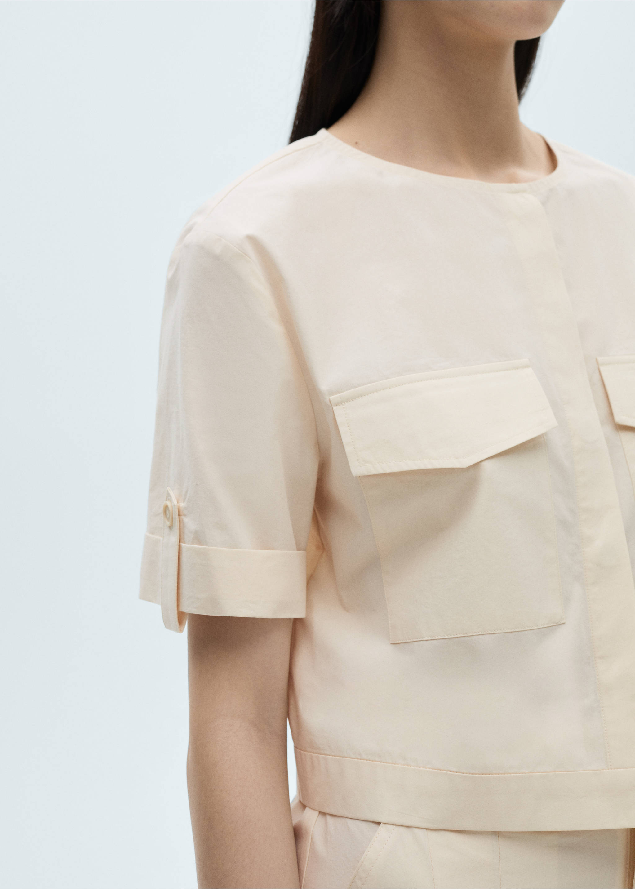 Chest-pocket cotton blouse - Details of the article 3, Ecru. Ref: 87040579-00.