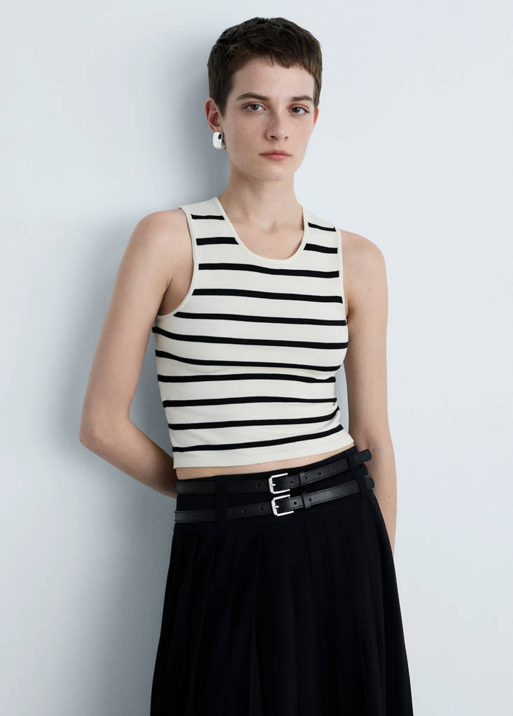 Striped knitted crop top — Black