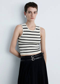 Striped knitted crop top — Black 1