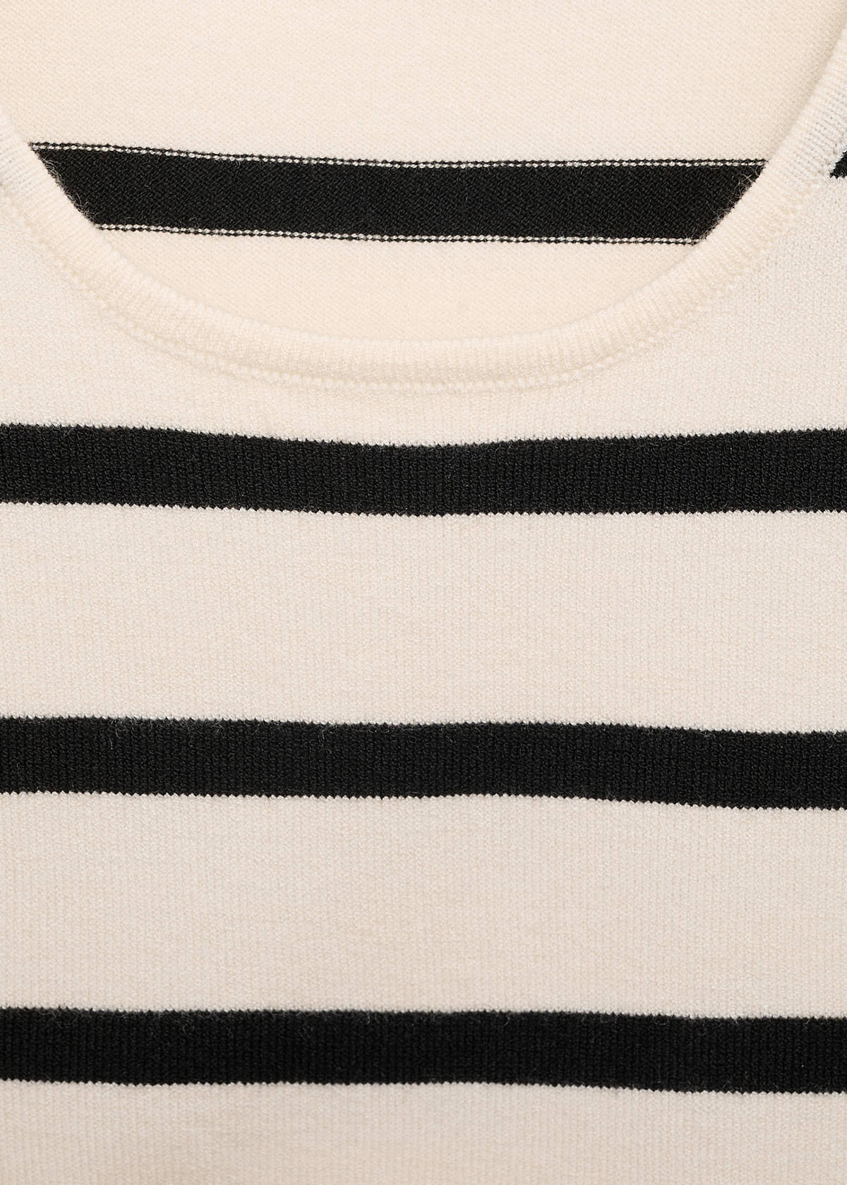 Striped knitted crop top — Black