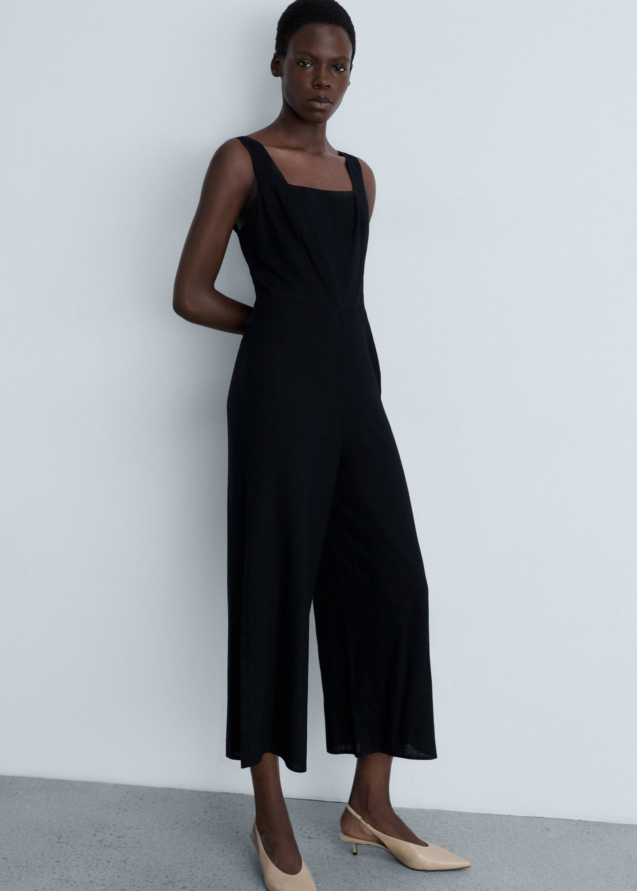 Straight-fit linen jumpsuit - Medium plane