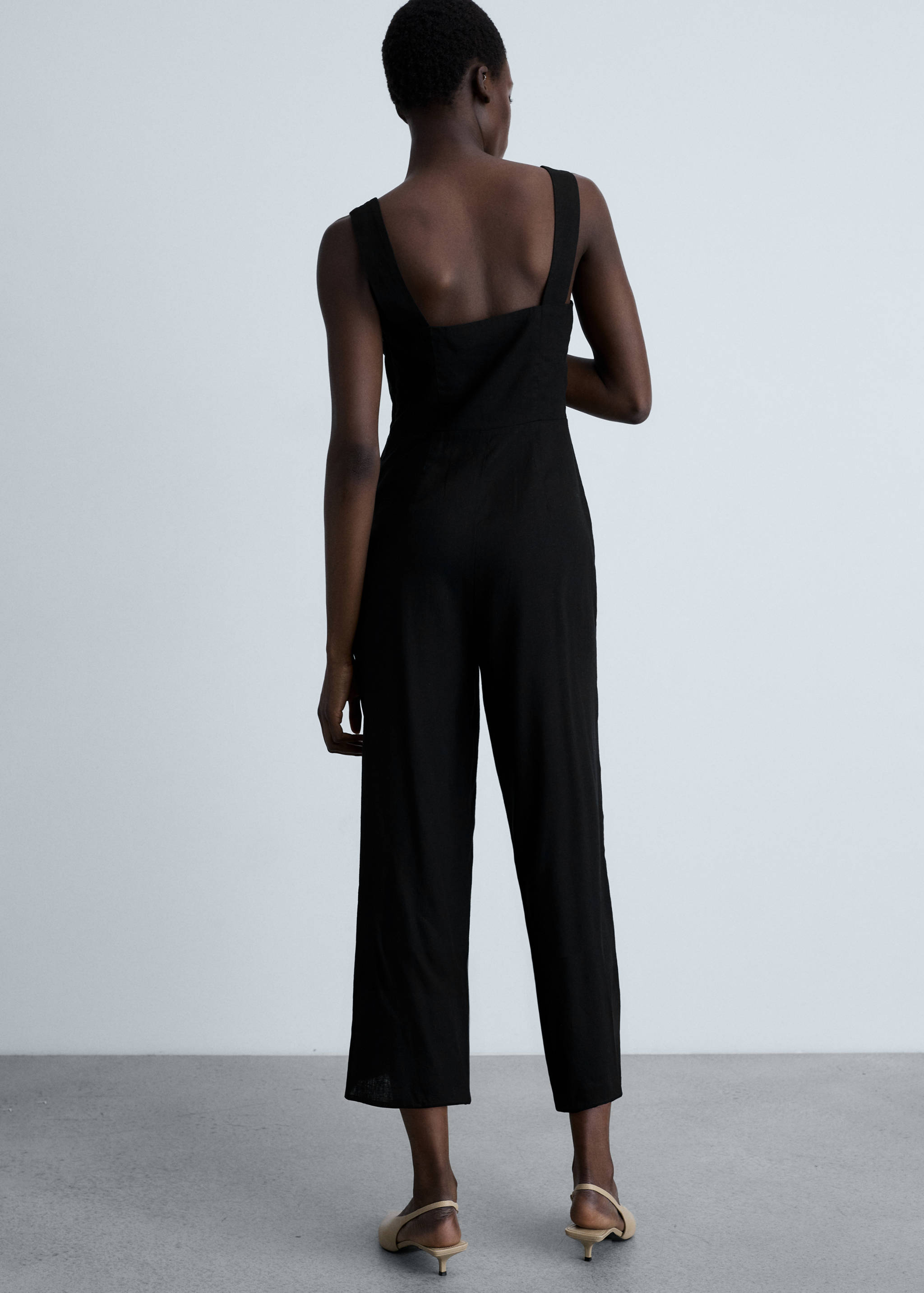 Straight-fit linen jumpsuit - Reverse of the article