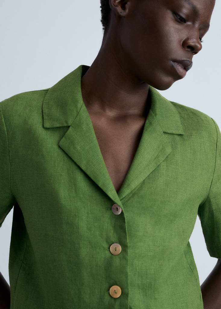 Linen shorts with belt — Green