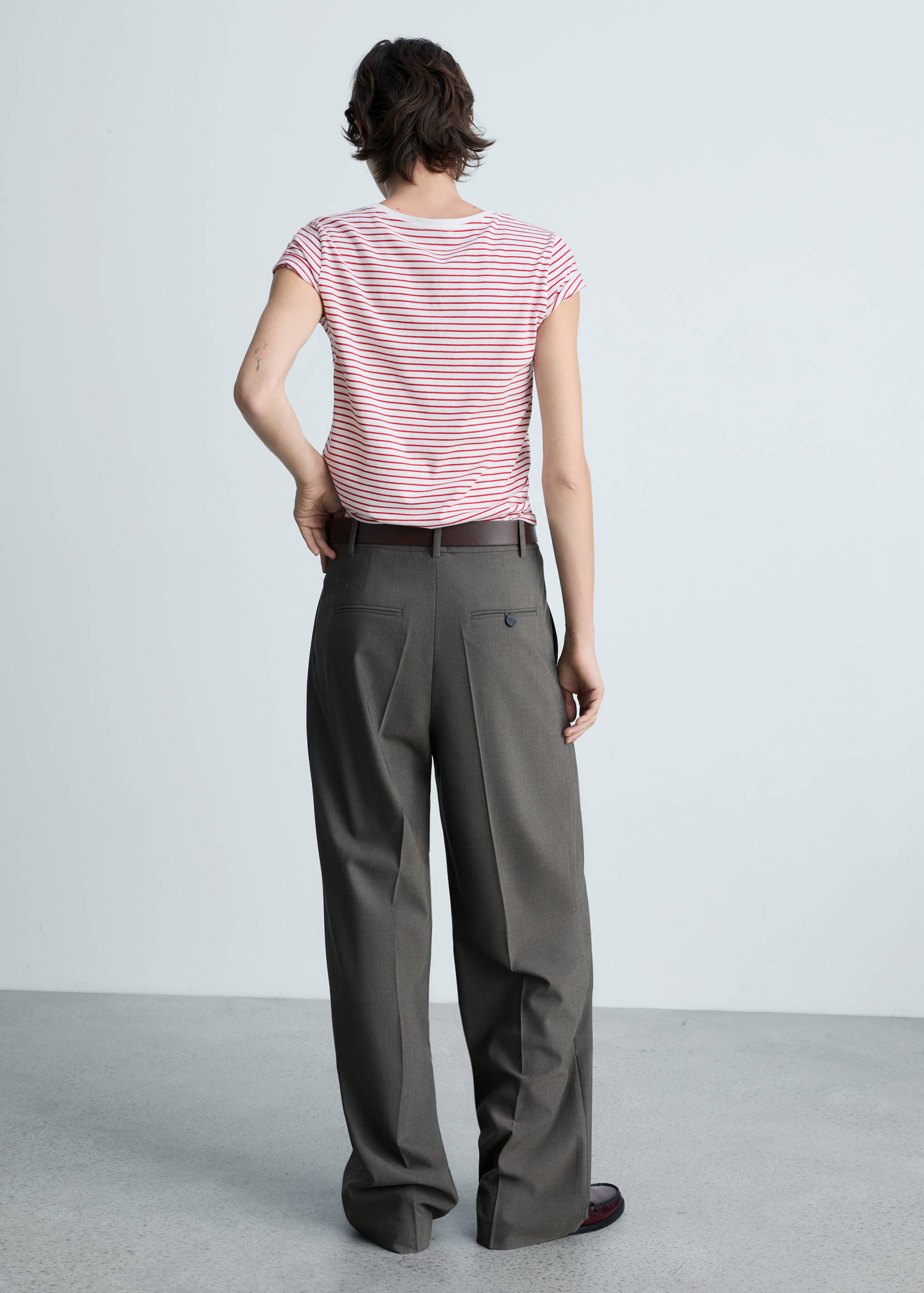 Camiseta rayas logo - Reverso del artículo