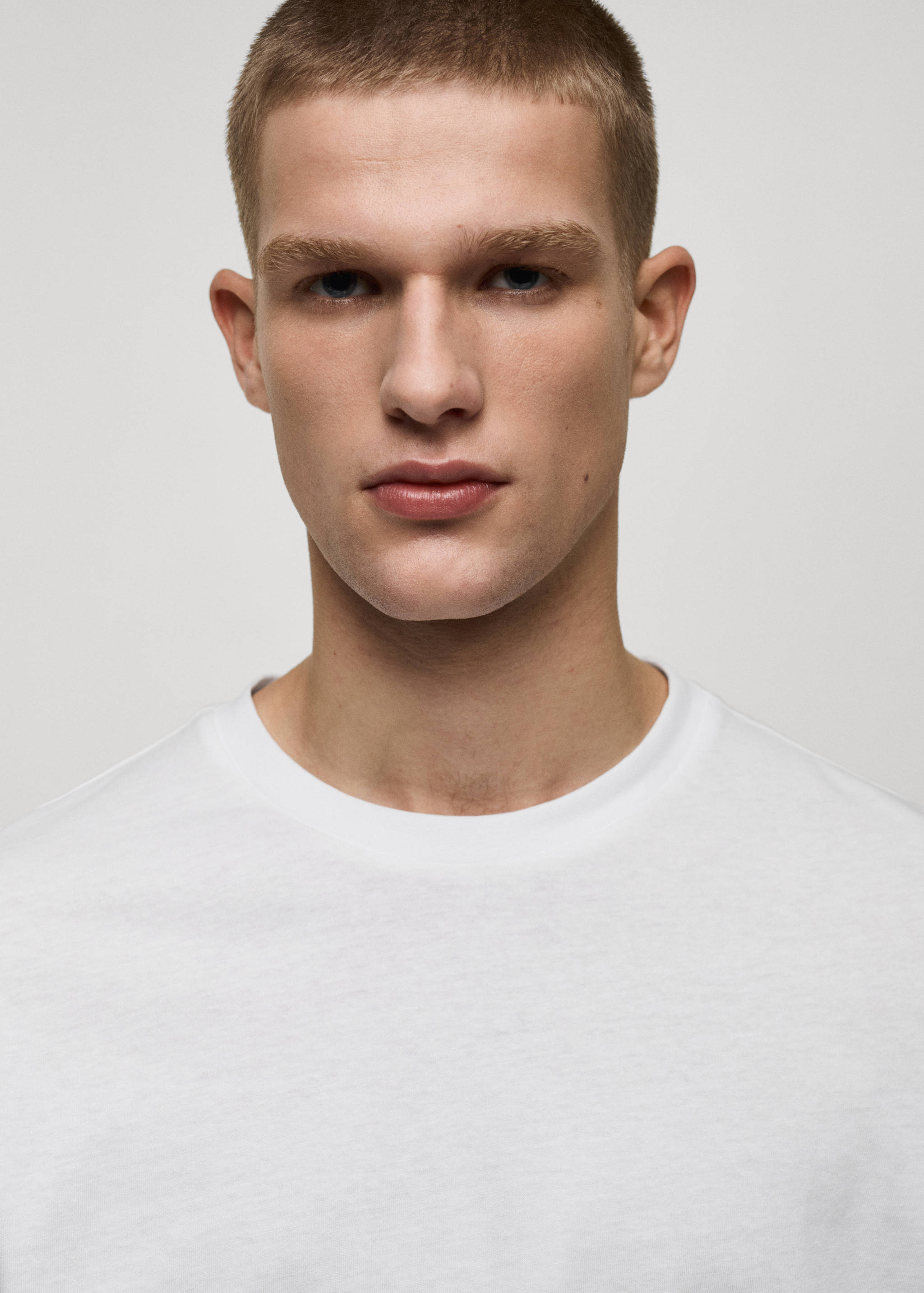 T-shirt 100 % coton slim-fit - Détail de l'article 1