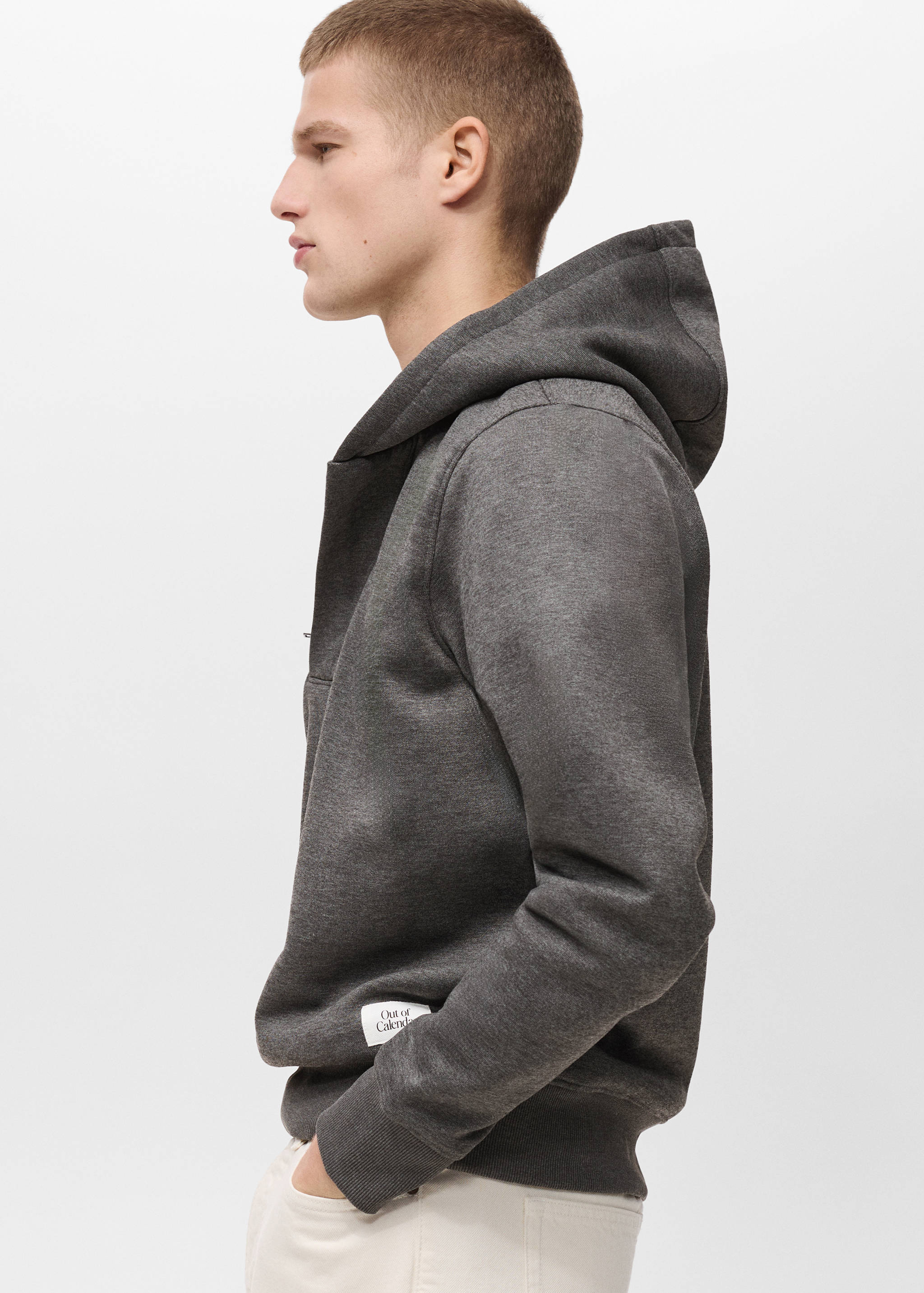 Zipper neck hooded sweatshirt - Details of the article 2