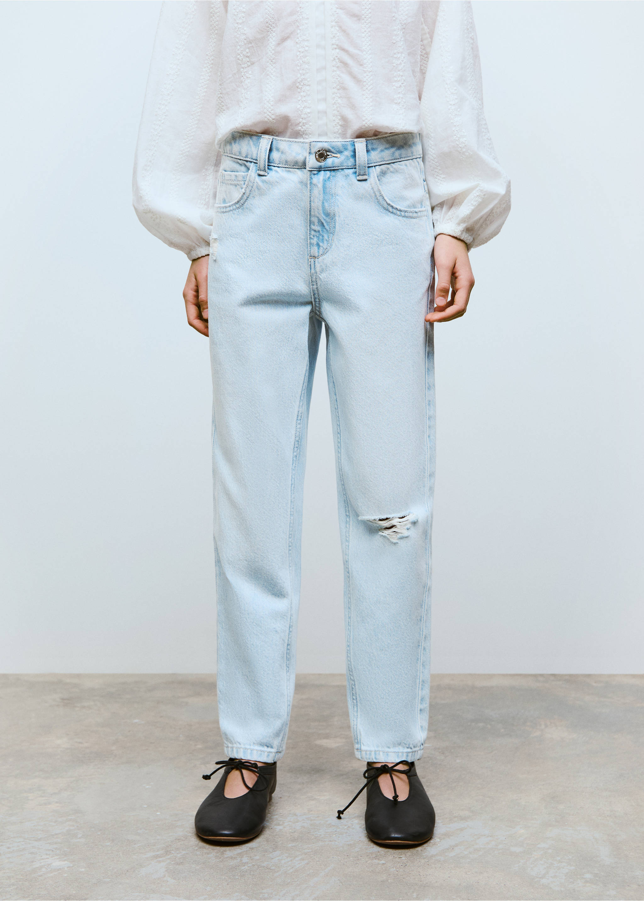 Mom fit decorative rips jeans - Details of the article 3, Light Blue. Ref: 87040617-00.