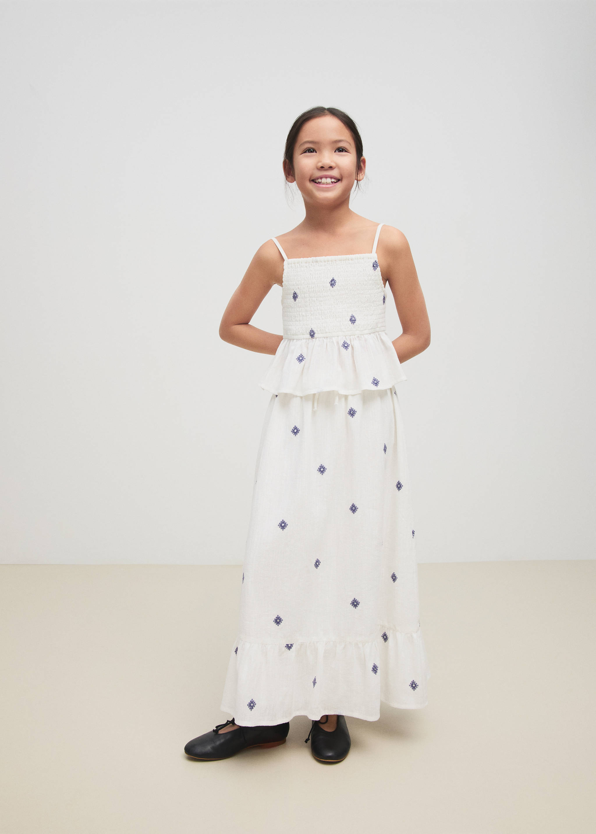 Jupe détails brodés - Plan moyen