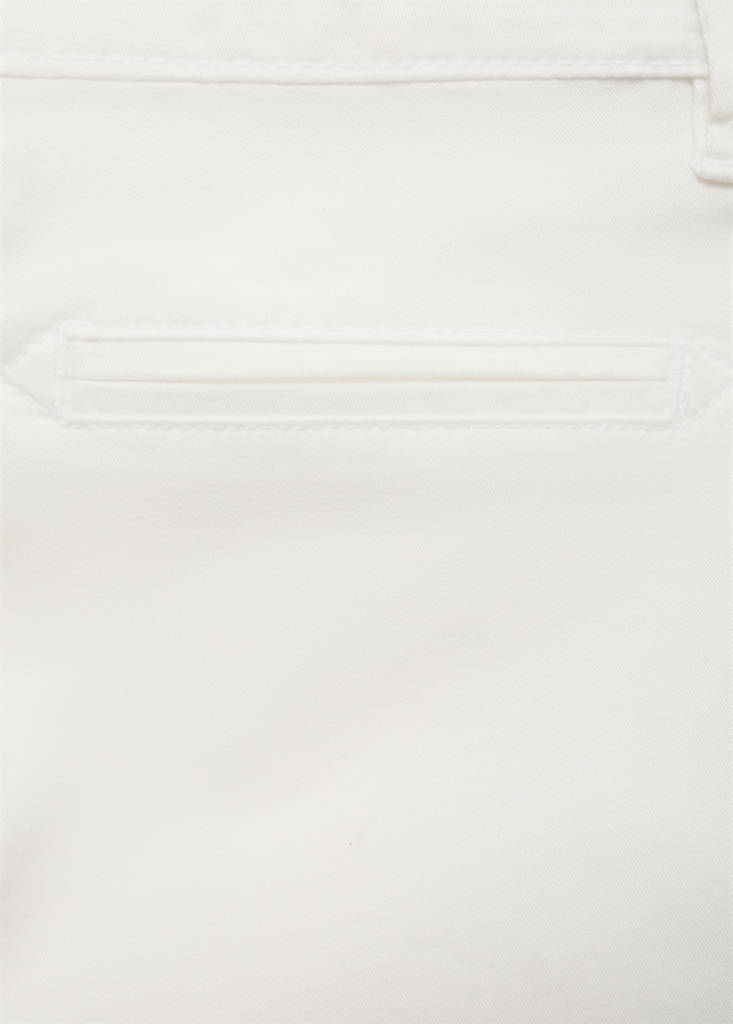 Slim-fit chino cotton bermuda shorts — White