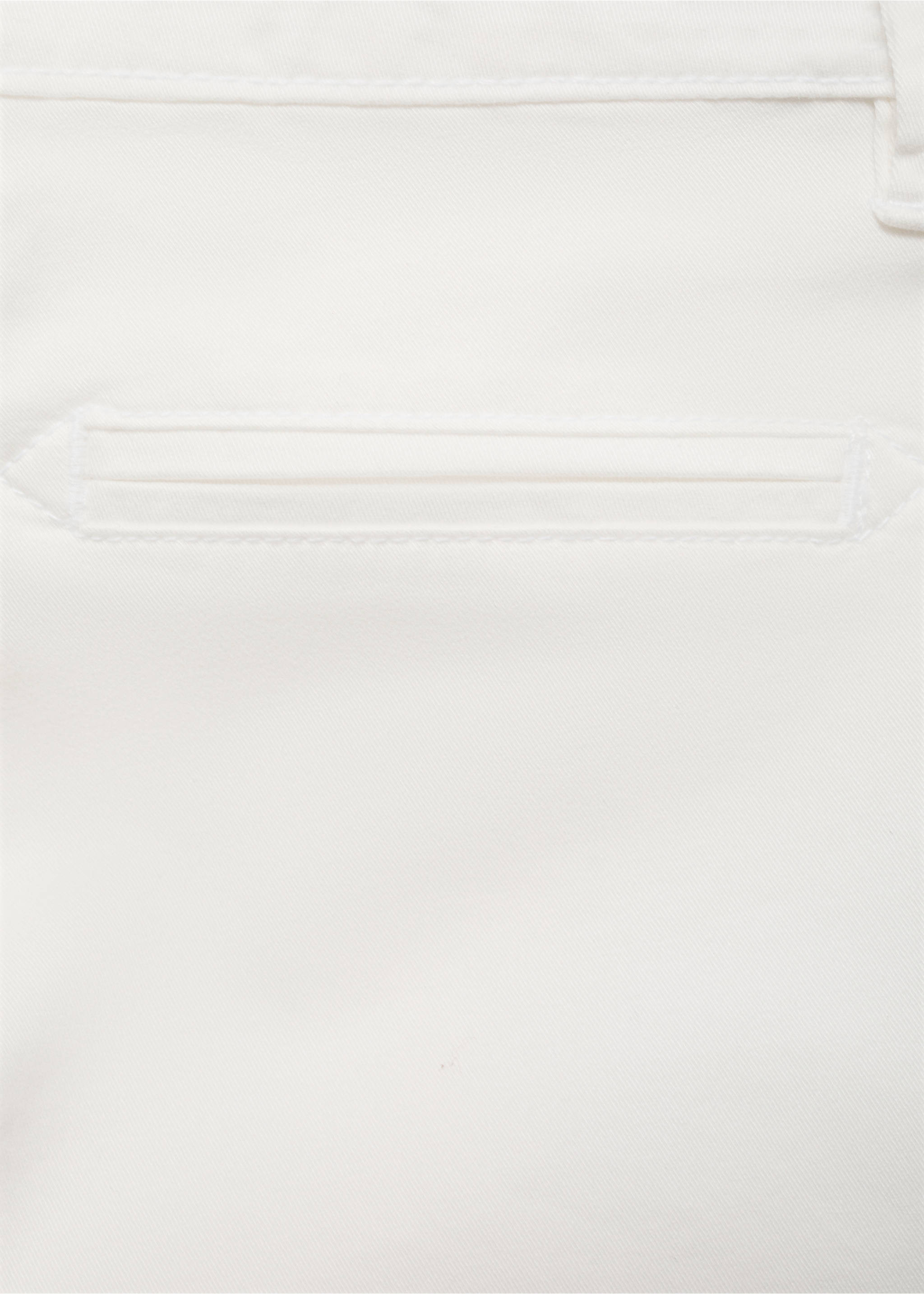 Bermudas slim fit chino algodón - Detalle del artículo 8, Blanco. Ref: 87040627-00.