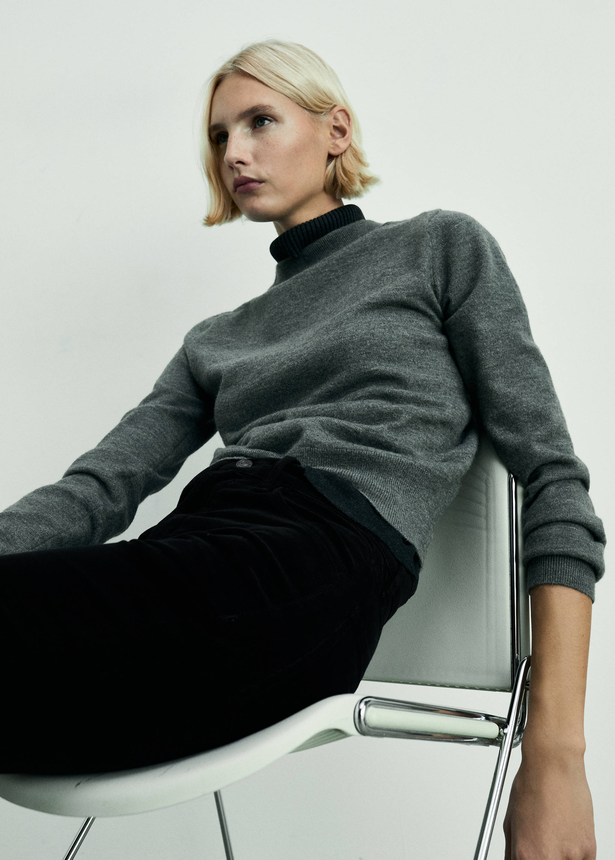 Sienna flared cropped corduroy jeans - Details of the article 2