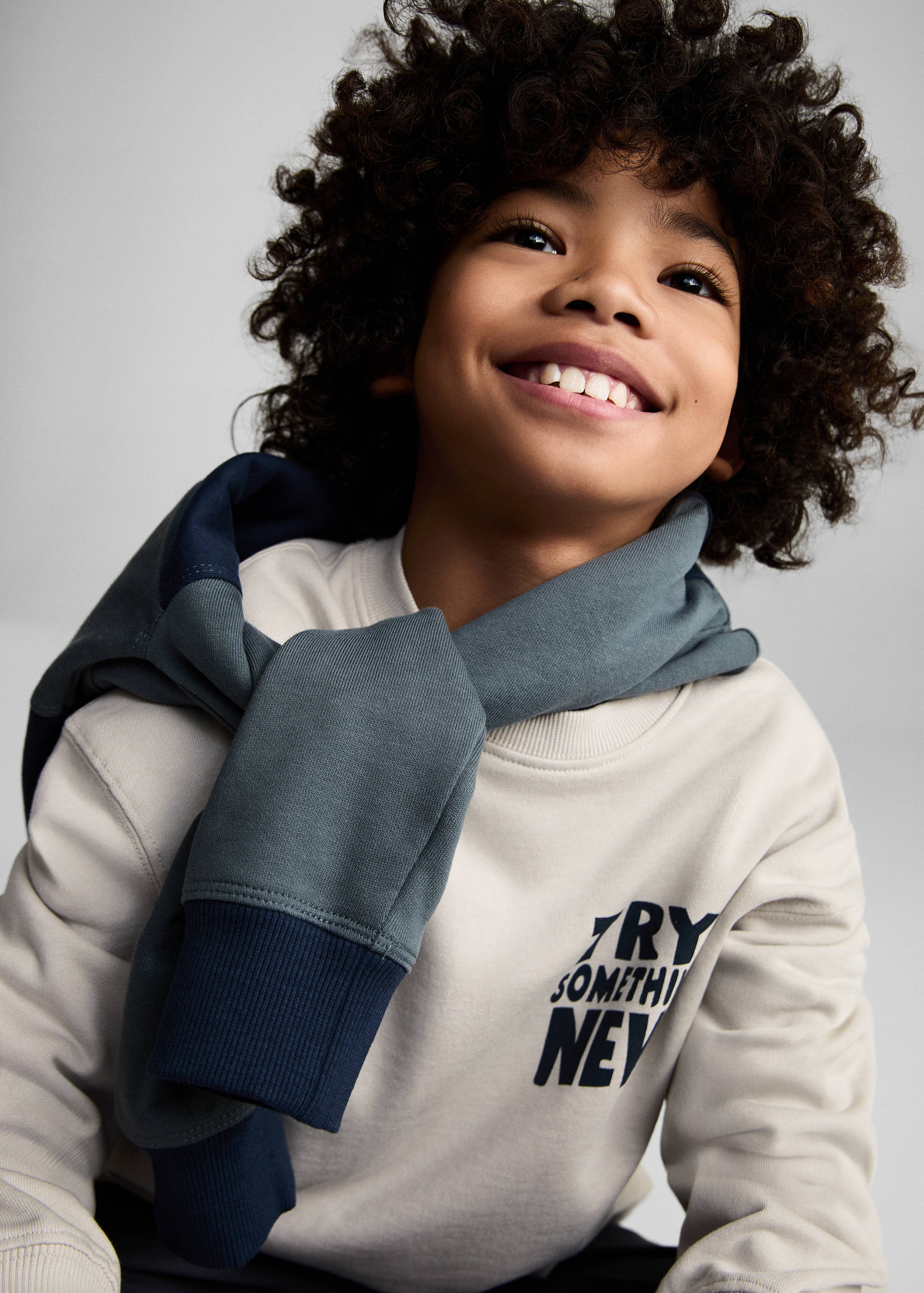 Принтованный свитшот из хлопка - Деталь изделия 1