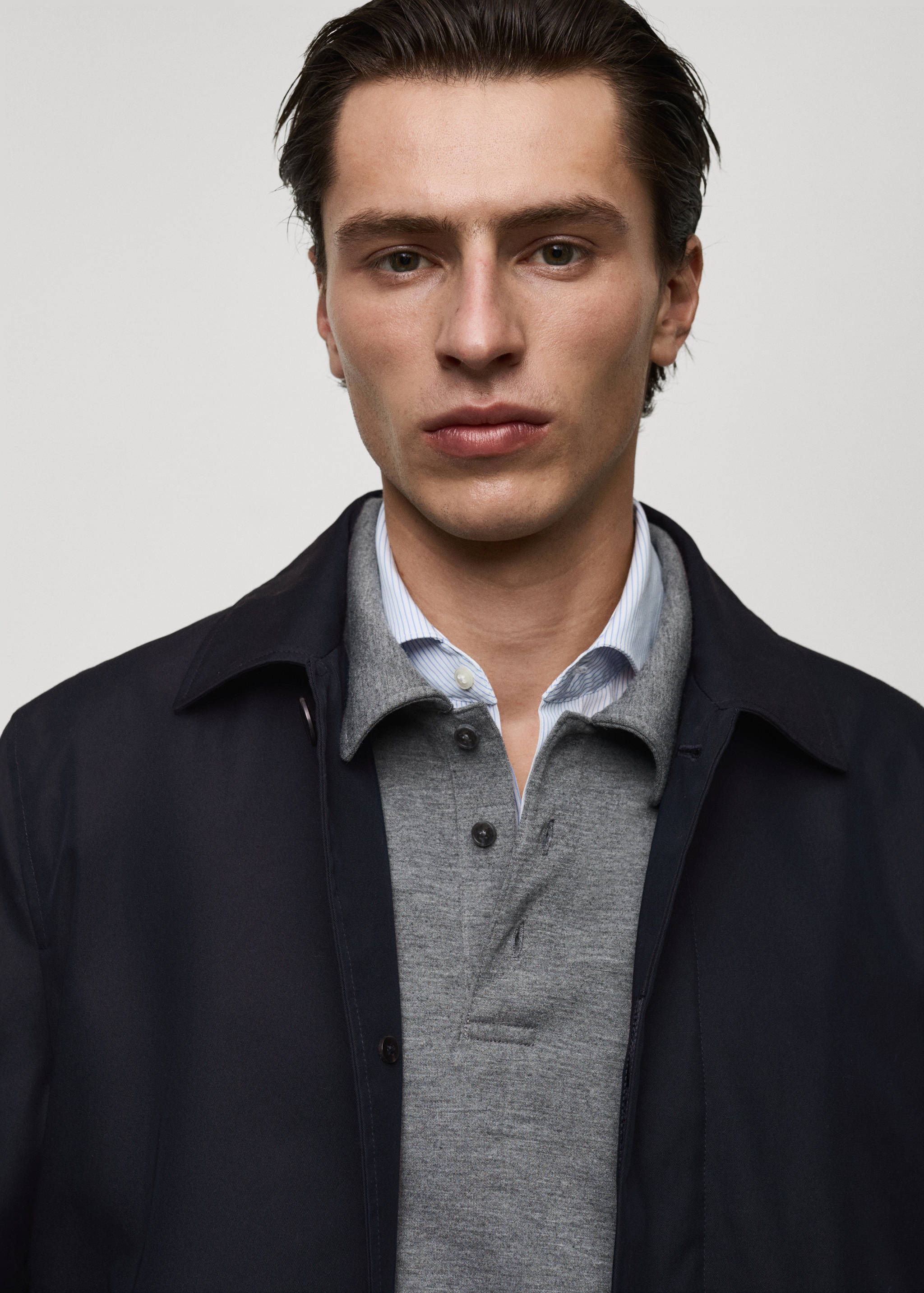 Classic water-repellent trench coat - Details of the article 1