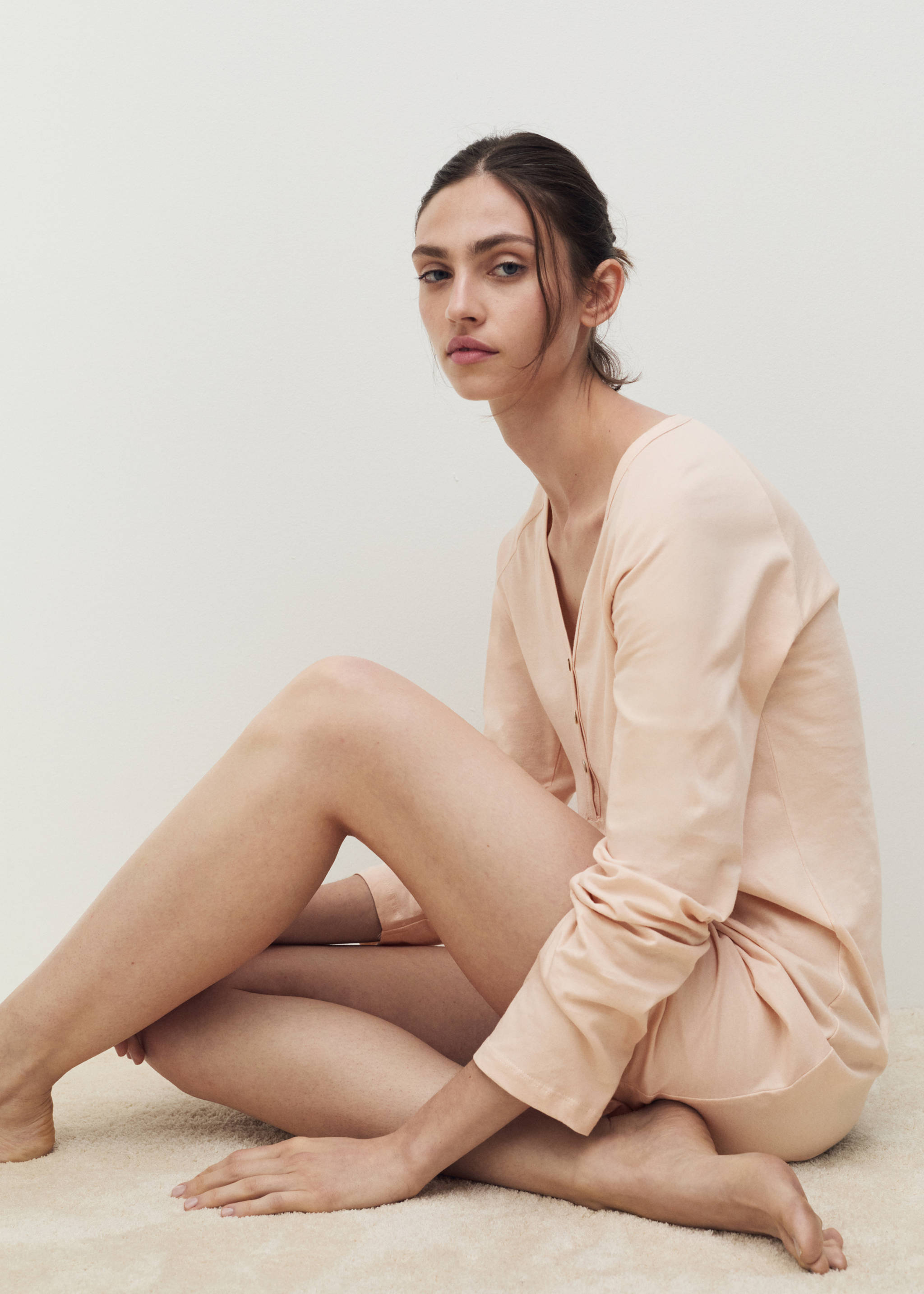 Cotton V-neck nightgown - Details of the article 2