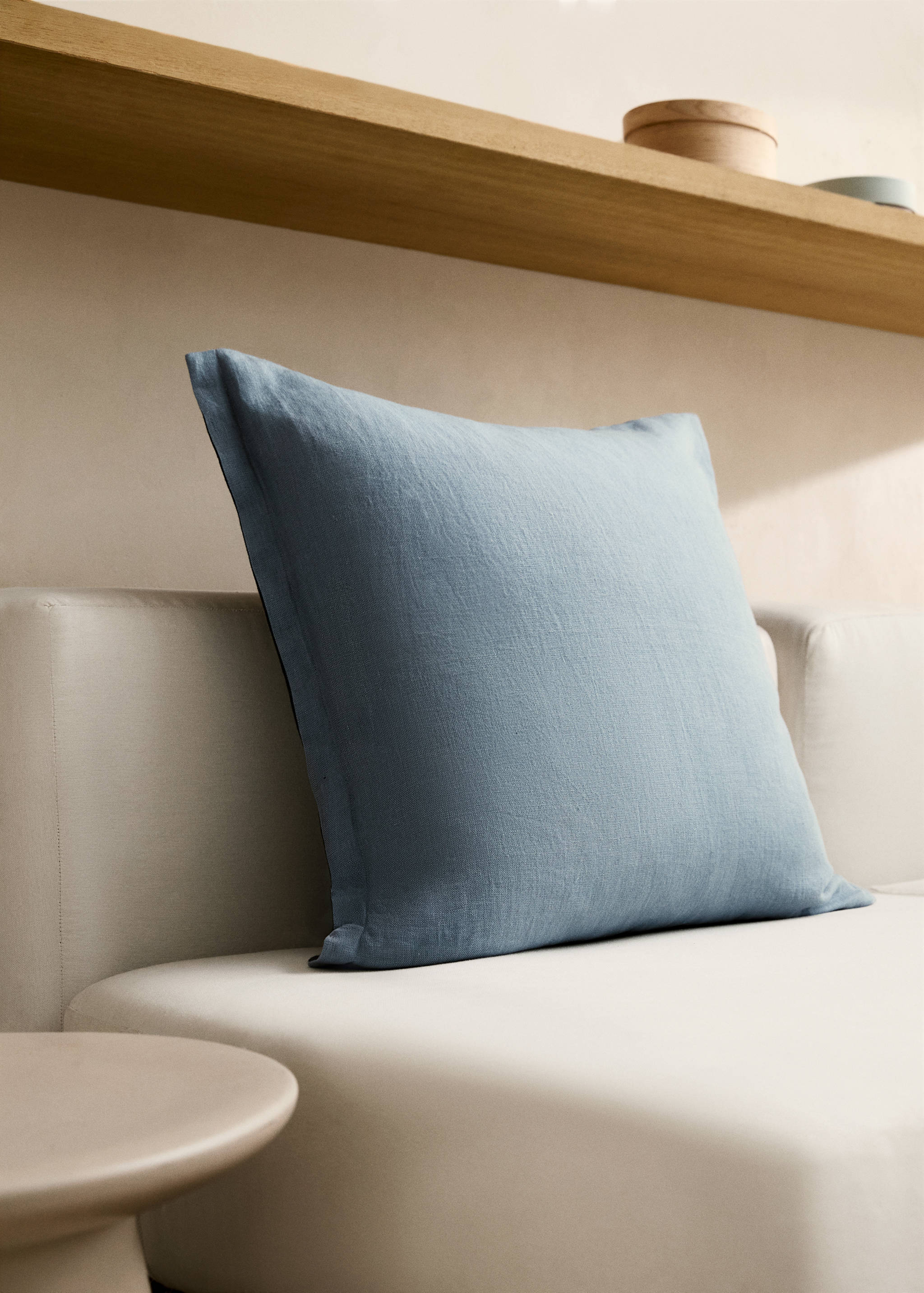 Two-tone linen cushion cover 60 x 60 cm - General plane