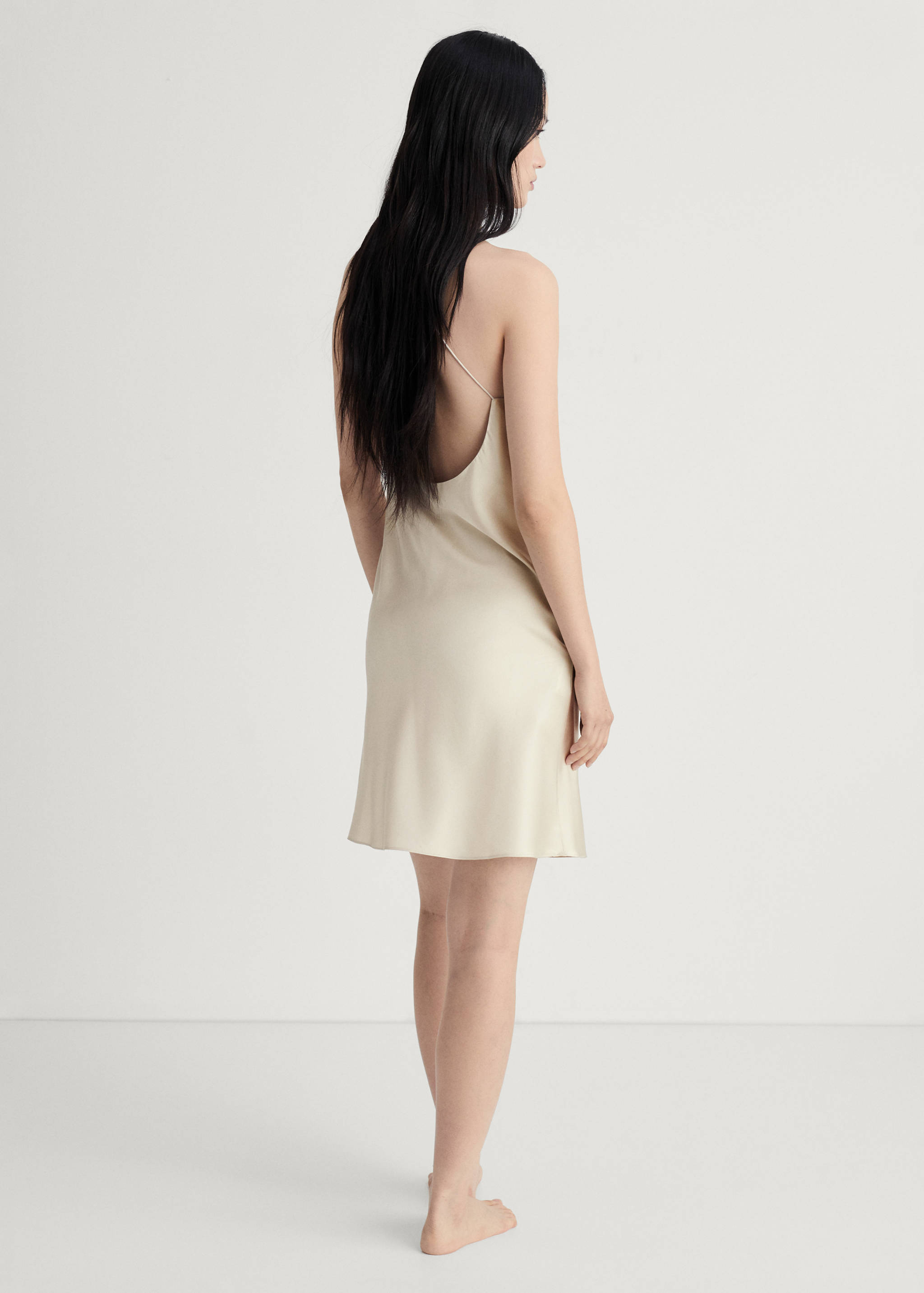 Silk nightgown - Reverse of the article