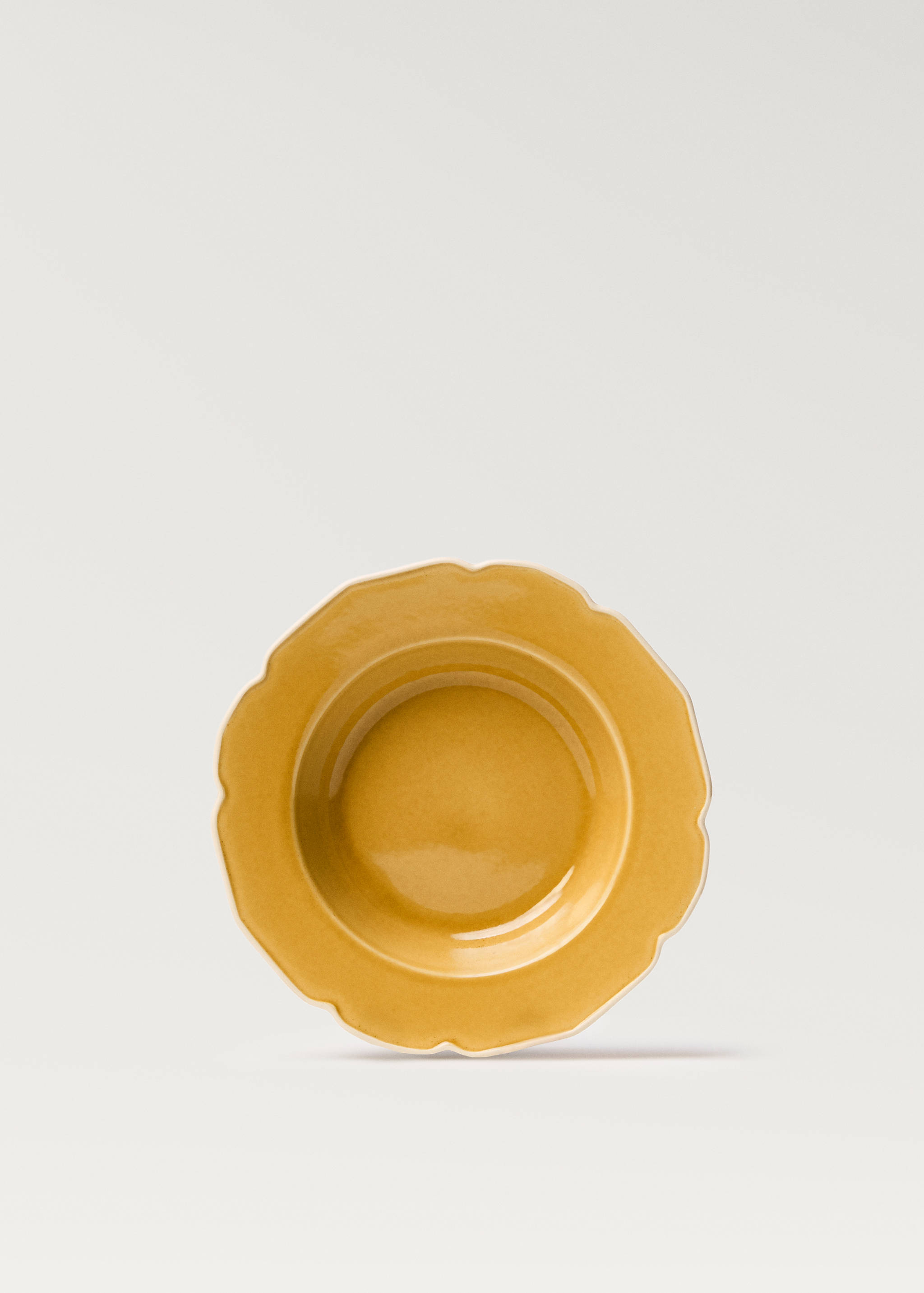 Βαθύ πιάτο από ημιπορσελάνη με κυματισμό - Προϊόν χωρίς μοντέλο