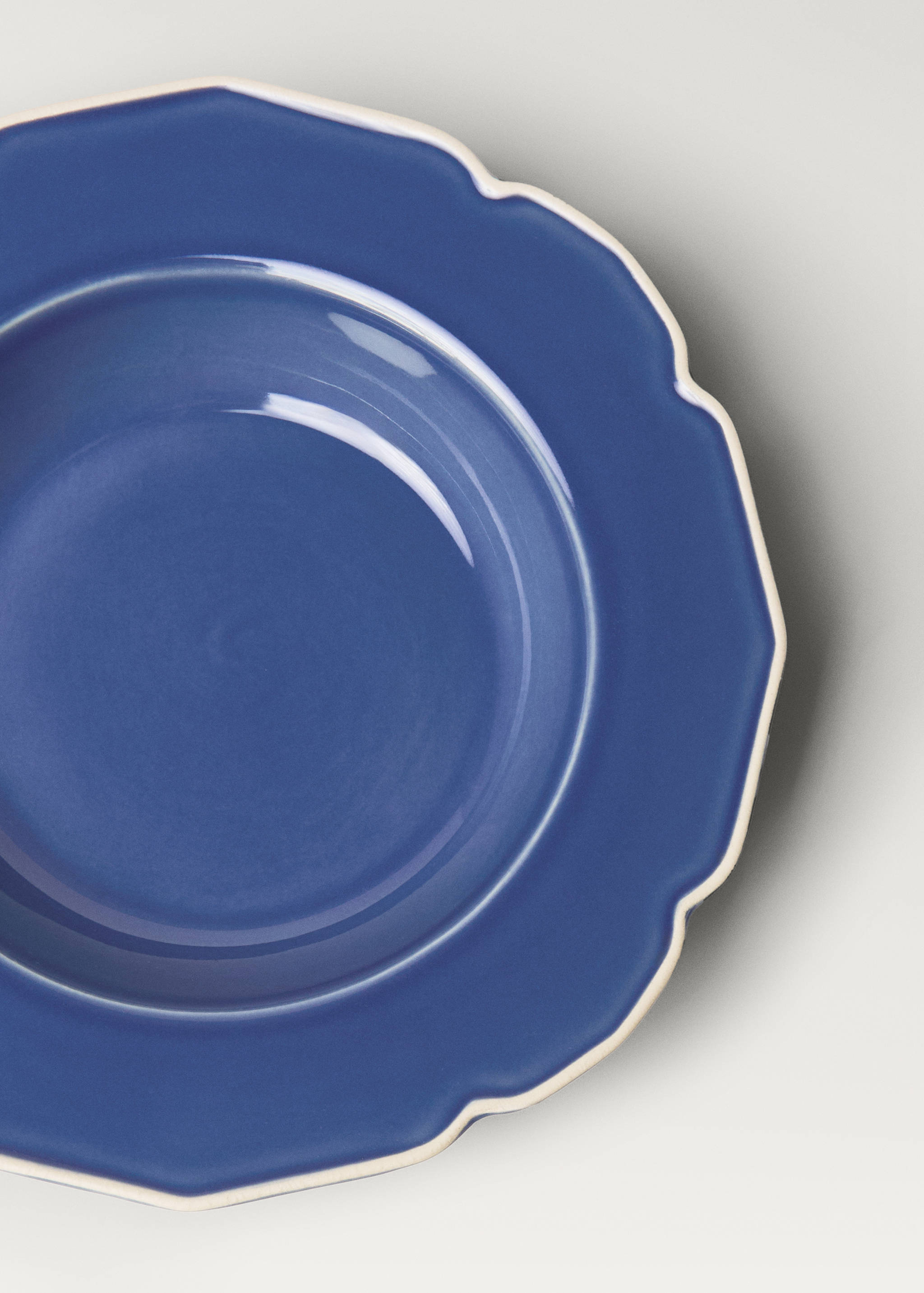 Βαθύ πιάτο από ημιπορσελάνη με κυματισμό - Λεπτομέρεια του προϊόντος 1
