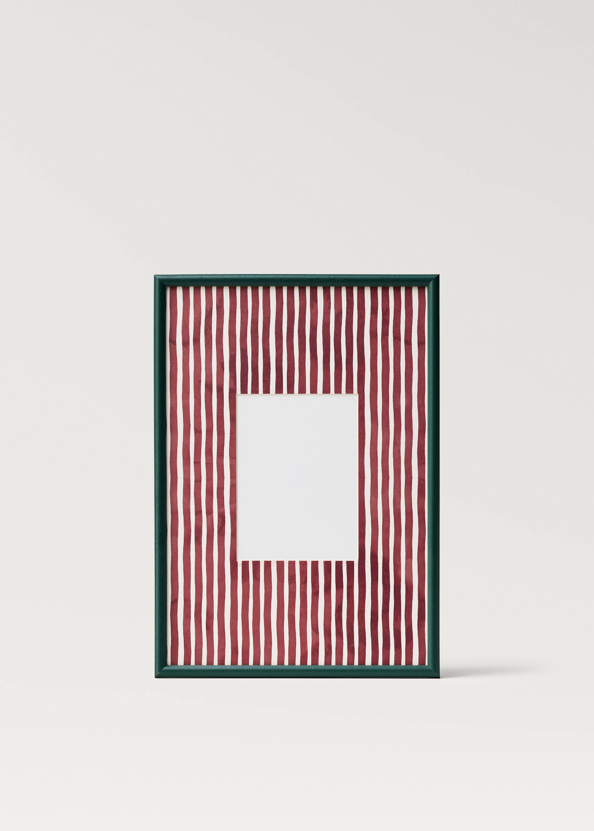 Medium wood frame with lines - Article without model