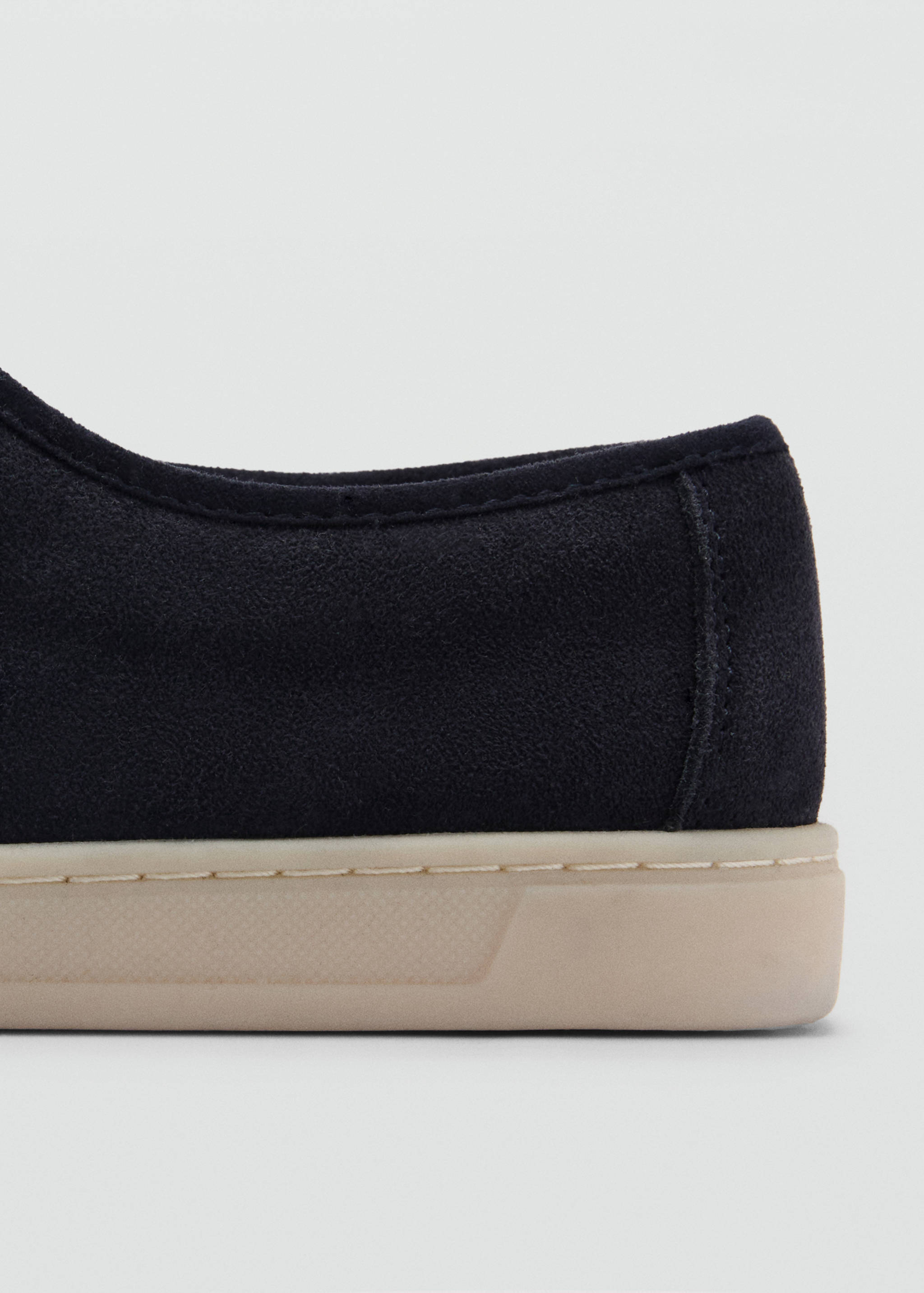 Suede nautical shoes - Details of the article 2