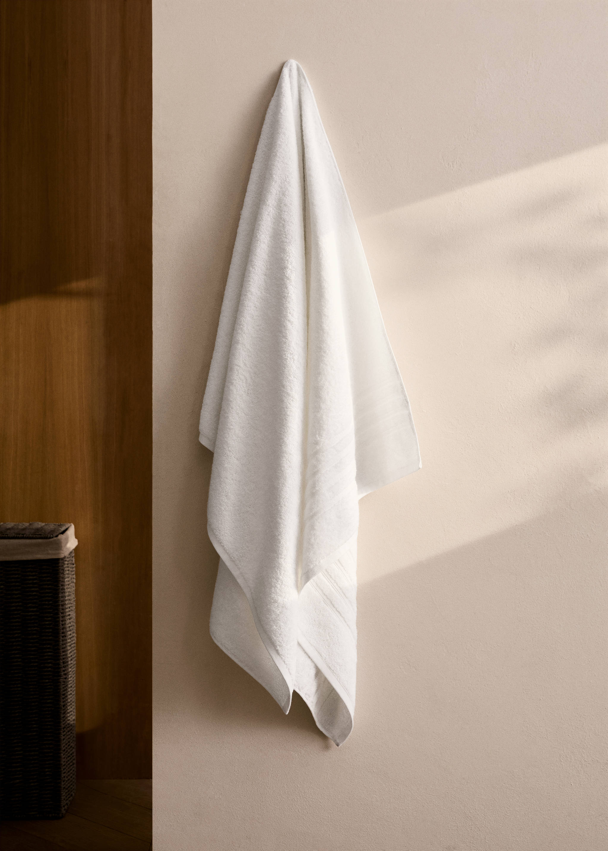 Cotton bath towel - General plane