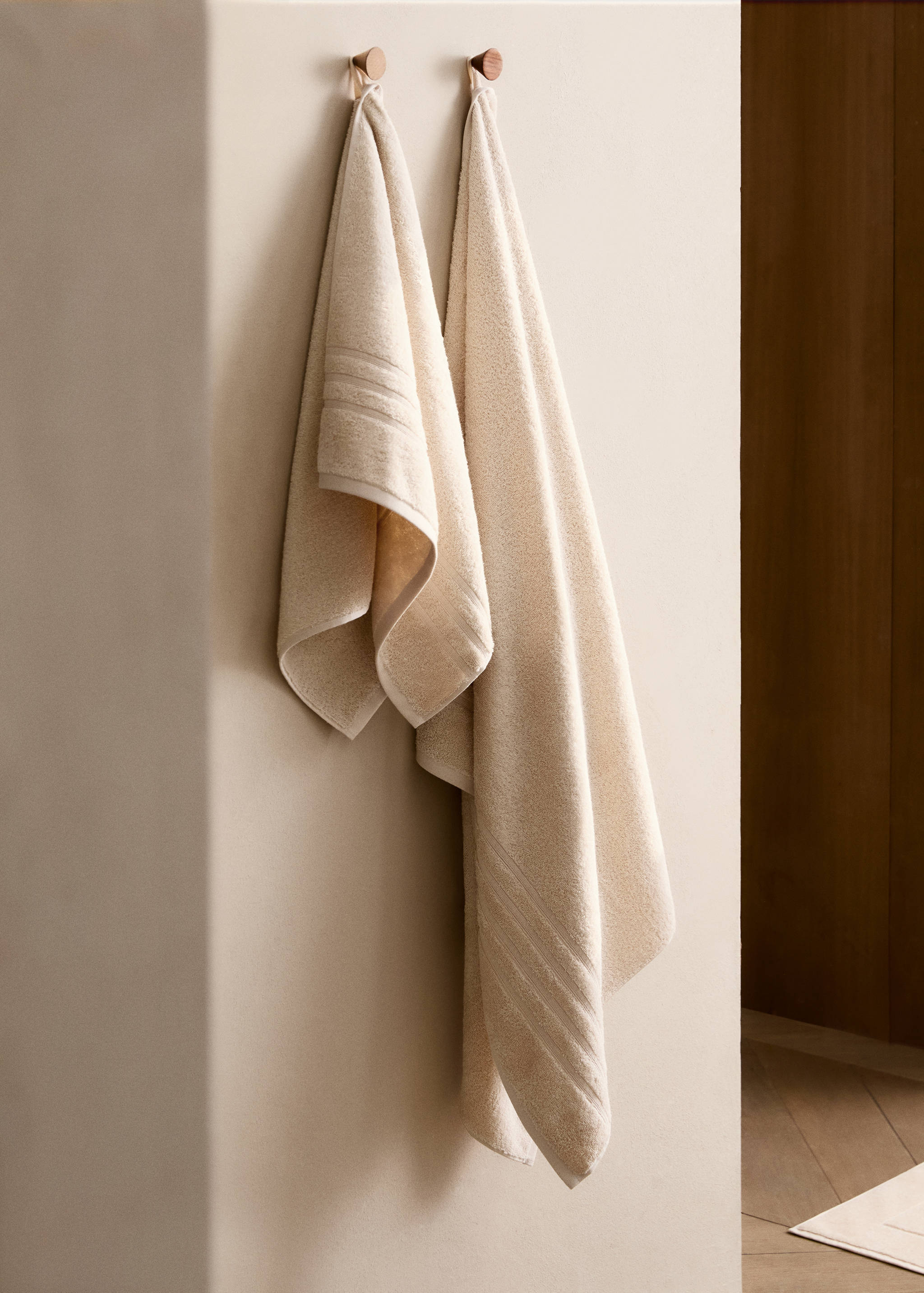 Cotton bath towel - General plane