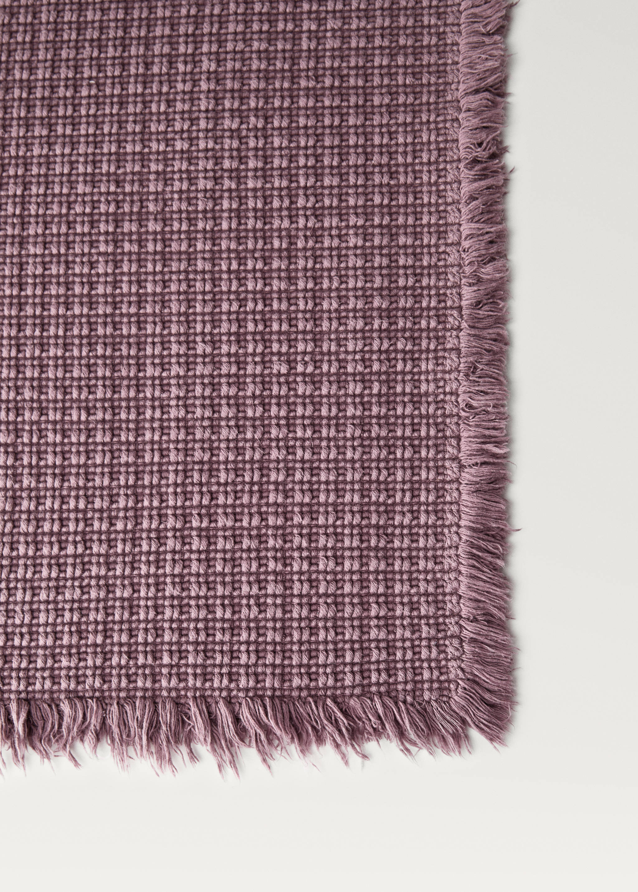 Geometric fringed bath rug - Details of the article 1