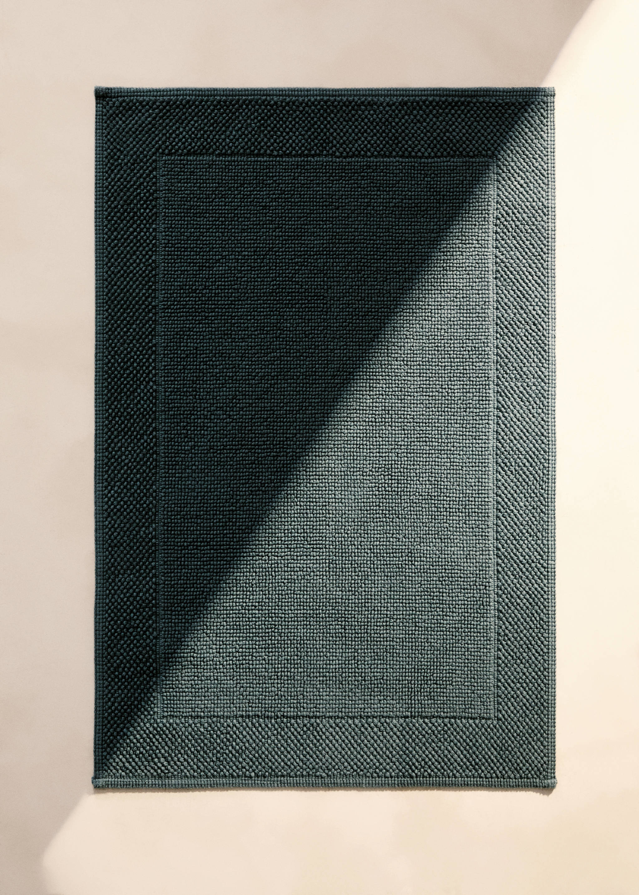Bath mat with frame design - General plane