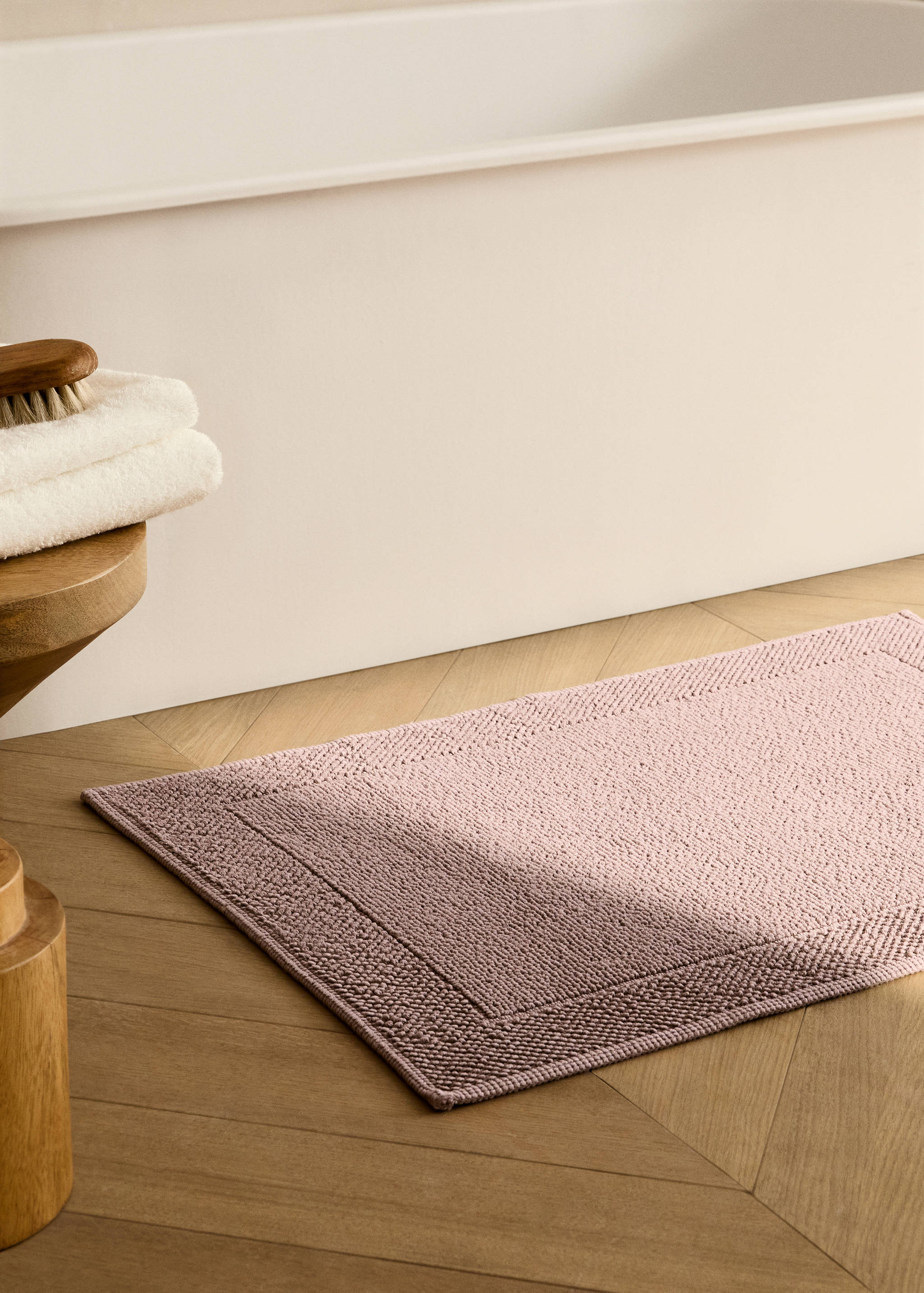 Bath mat with frame design - General plane