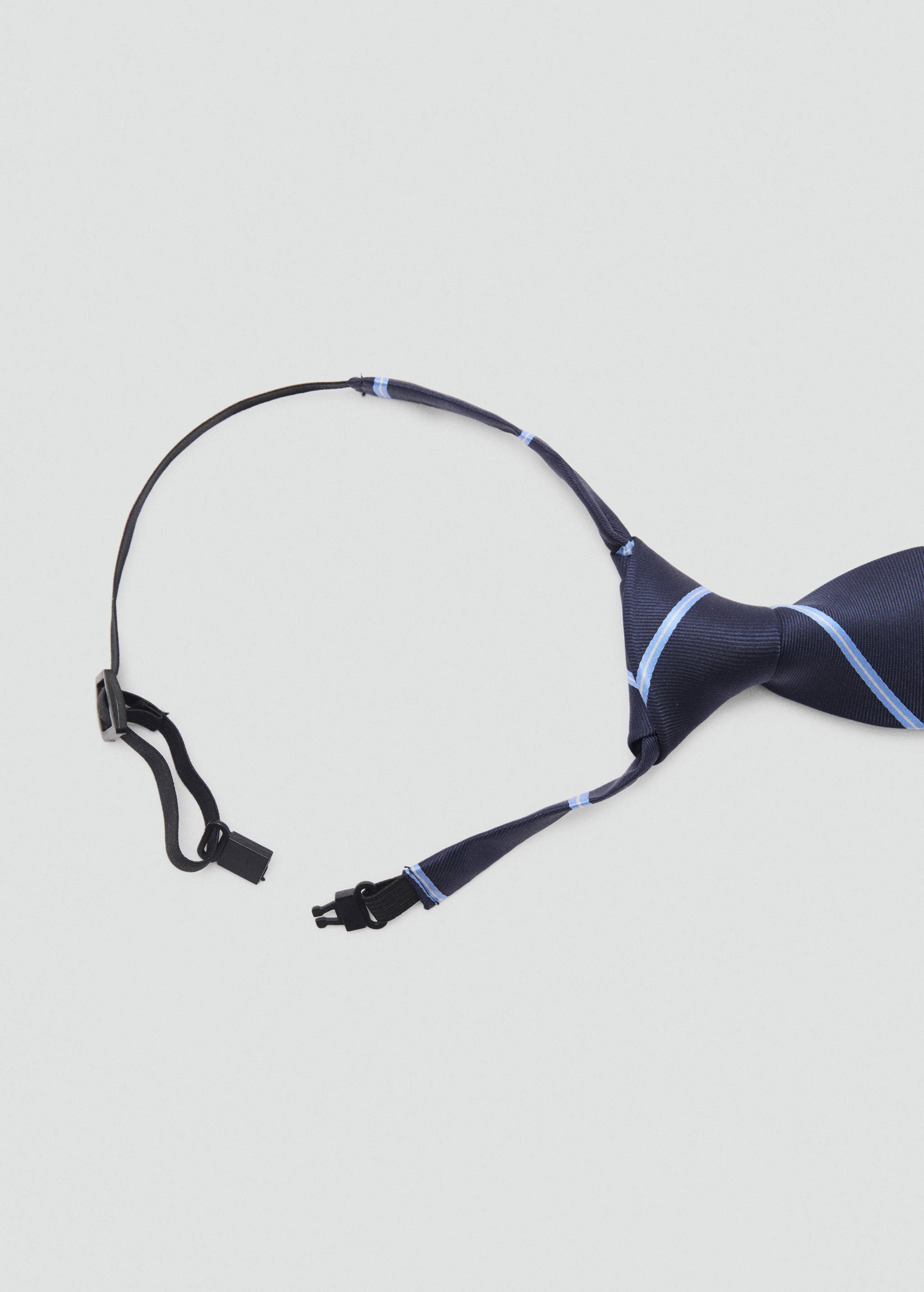 Striped tie - Medium plane