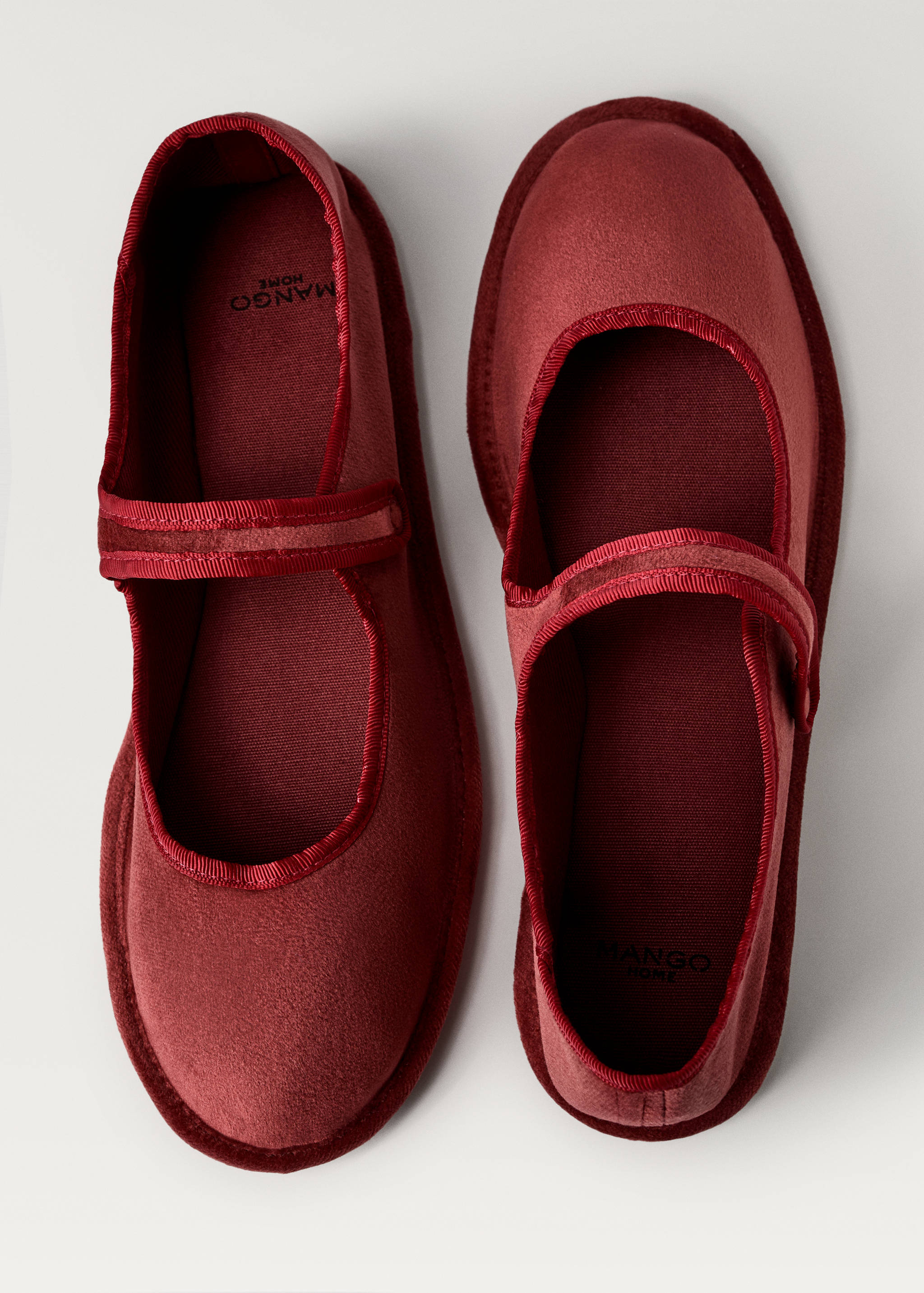 Velour ballet flats with buckle detail - Details of the article 2