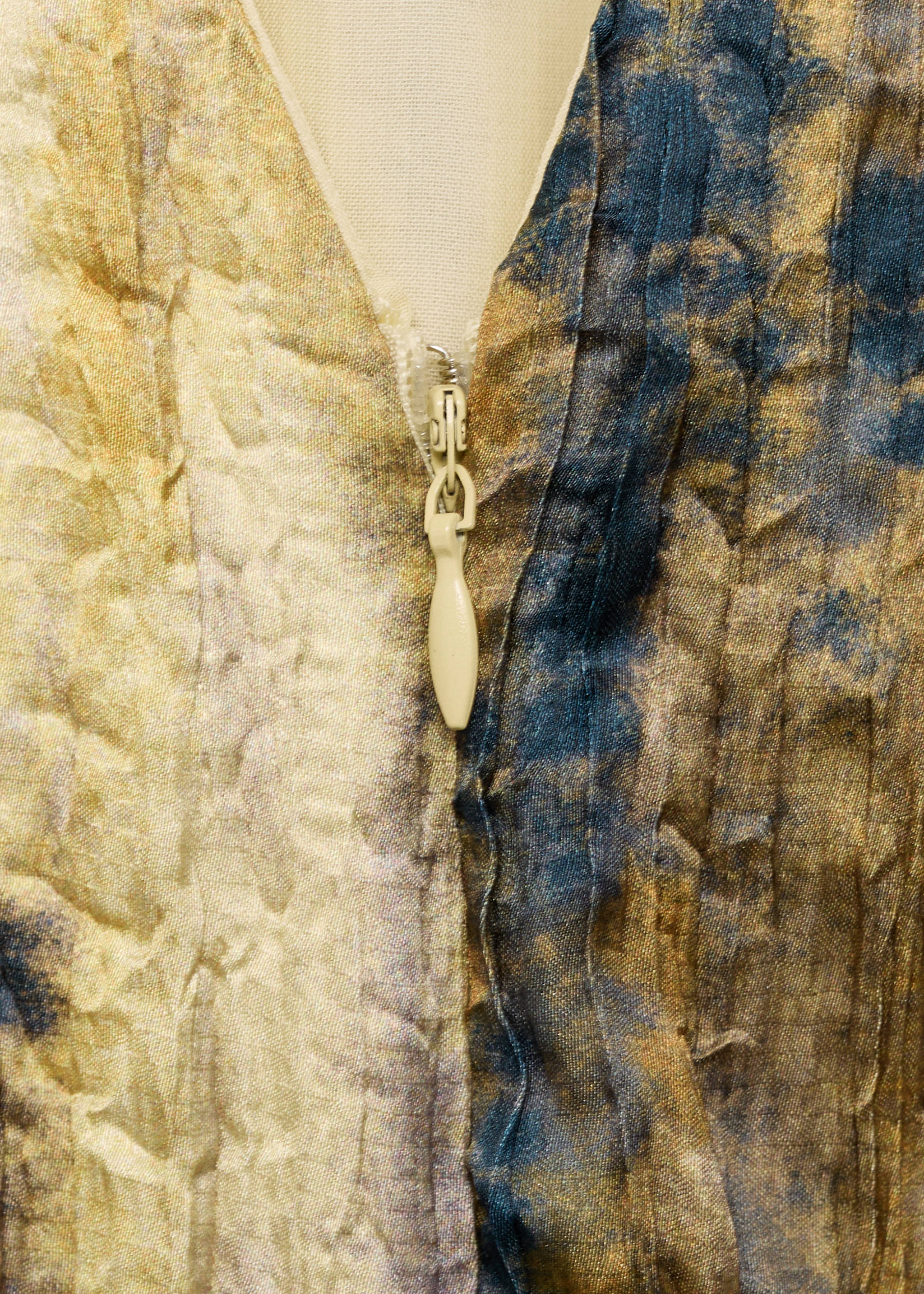 Long satin textured jumpsuit - Details of the article 0