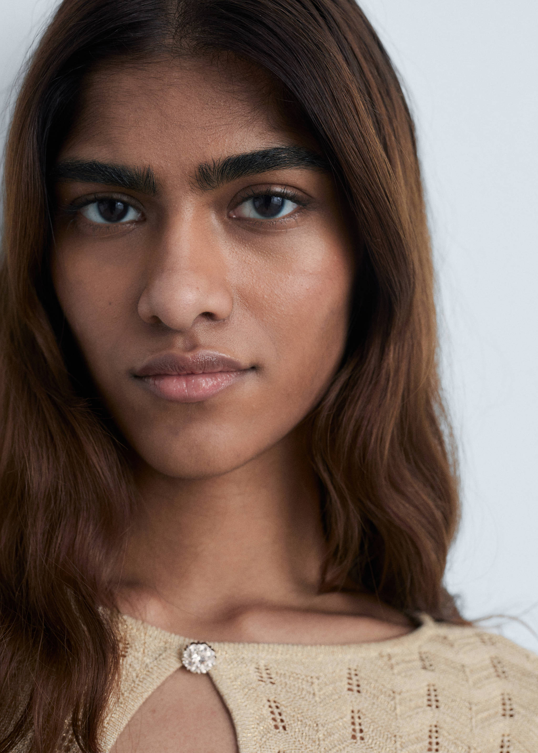 Openwork knitted dress with opening - Details of the article 1