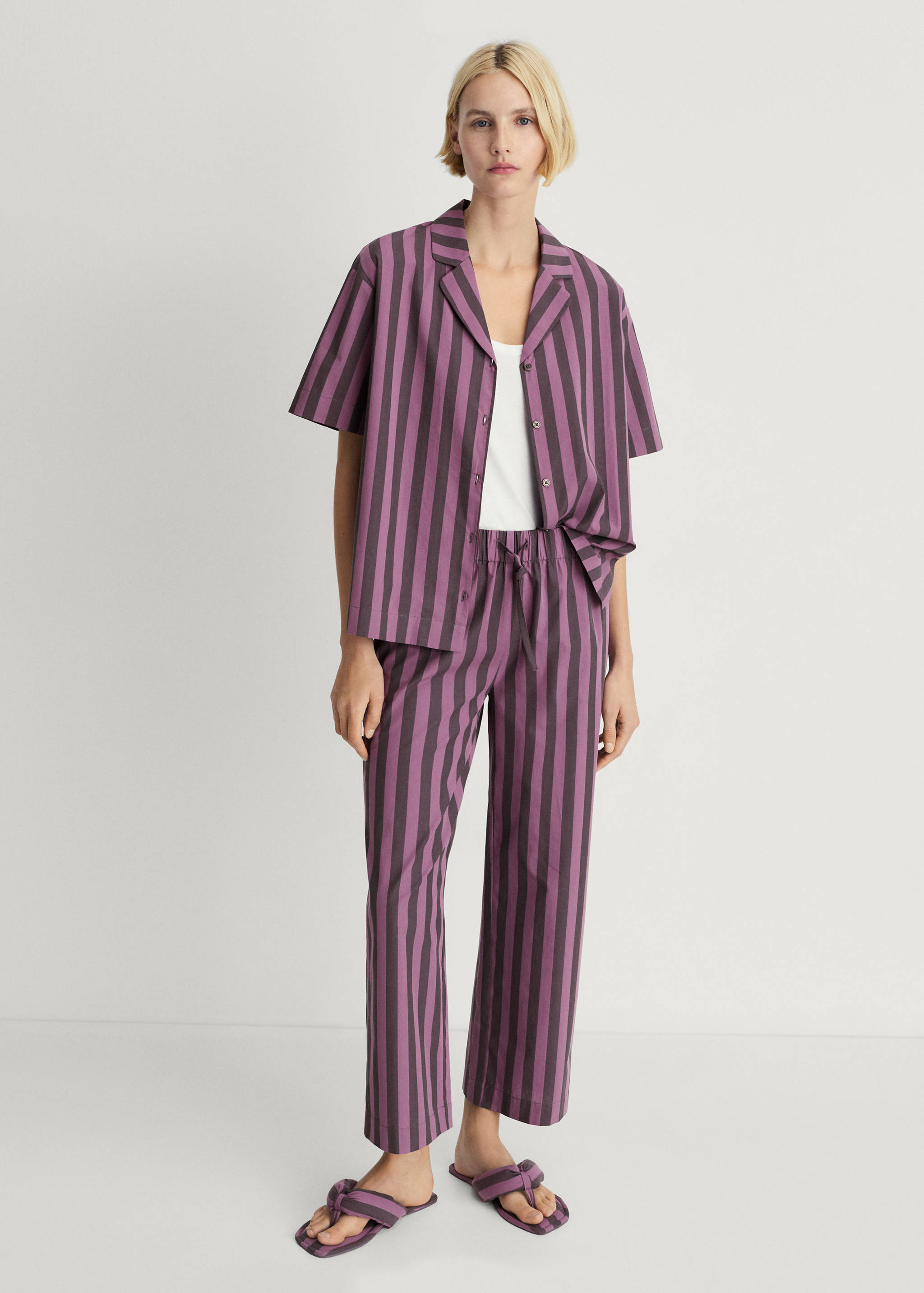 Woven two-tone striped trousers - General plane