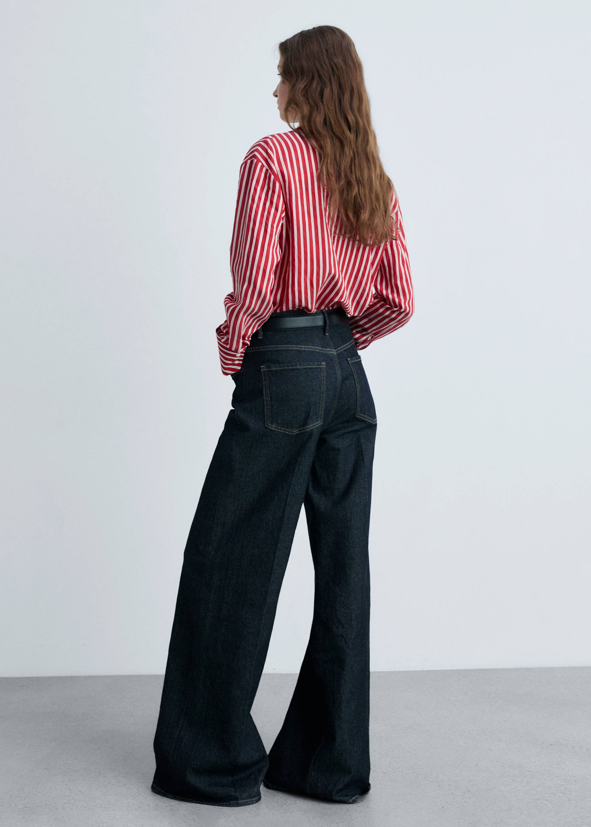 Camisa reta às riscas - Verso do artigo