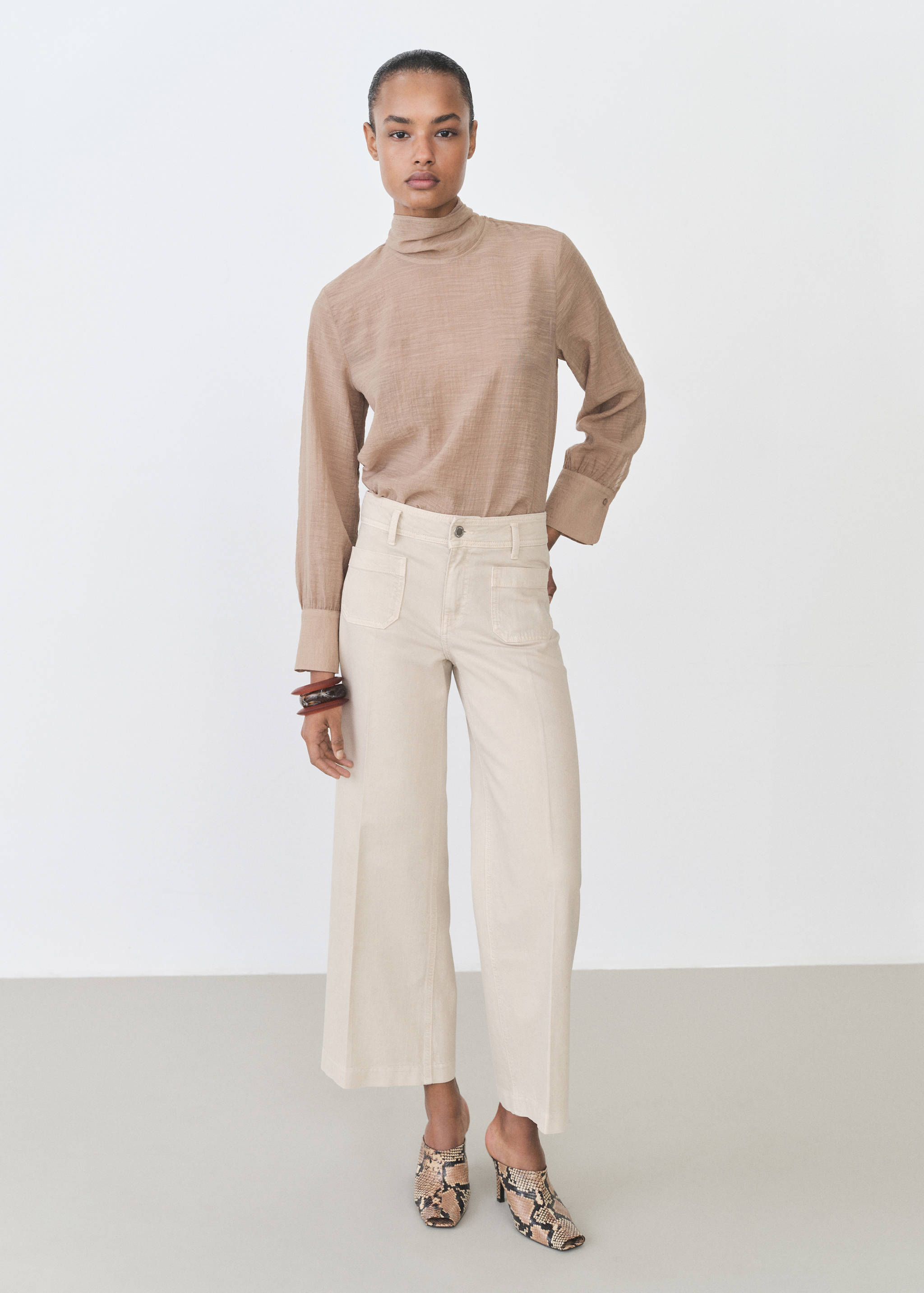 Wide leg jeans with pockets - General plane