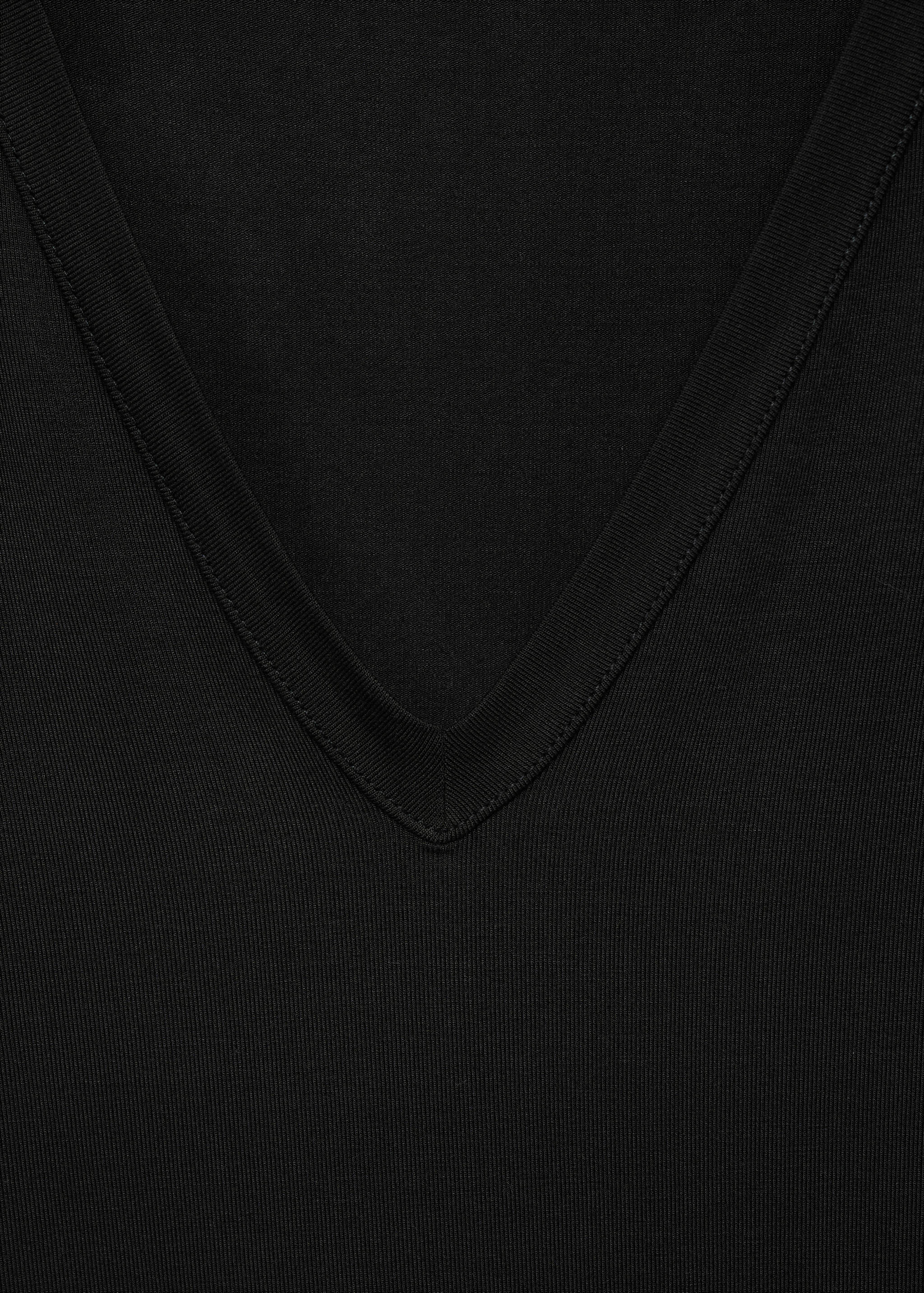 V-neck T-shirt - Details of the article 8
