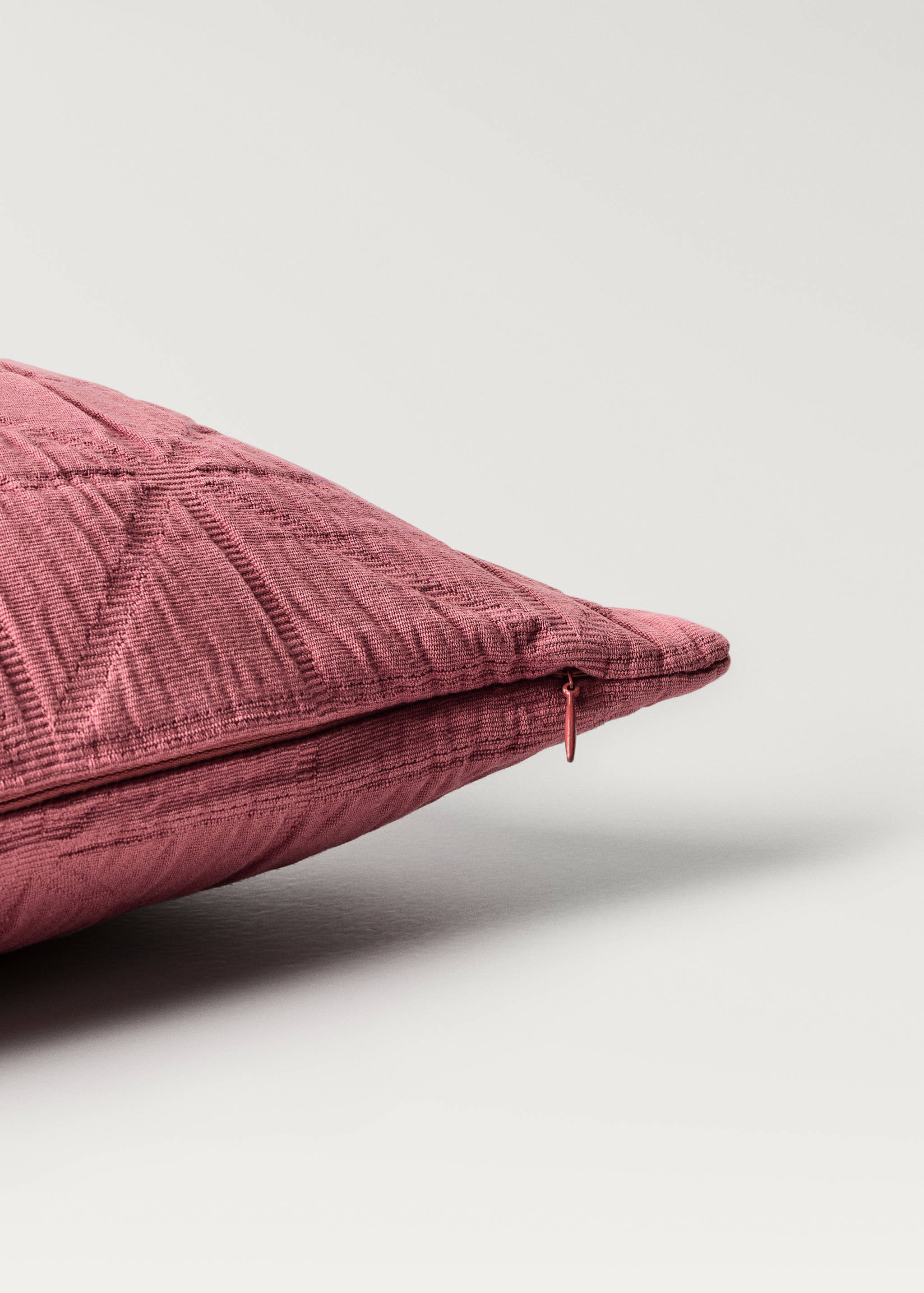 Children's cotton jacquard garment-dyed rhombus cushion cover 40x40 cm - Details of the article 1