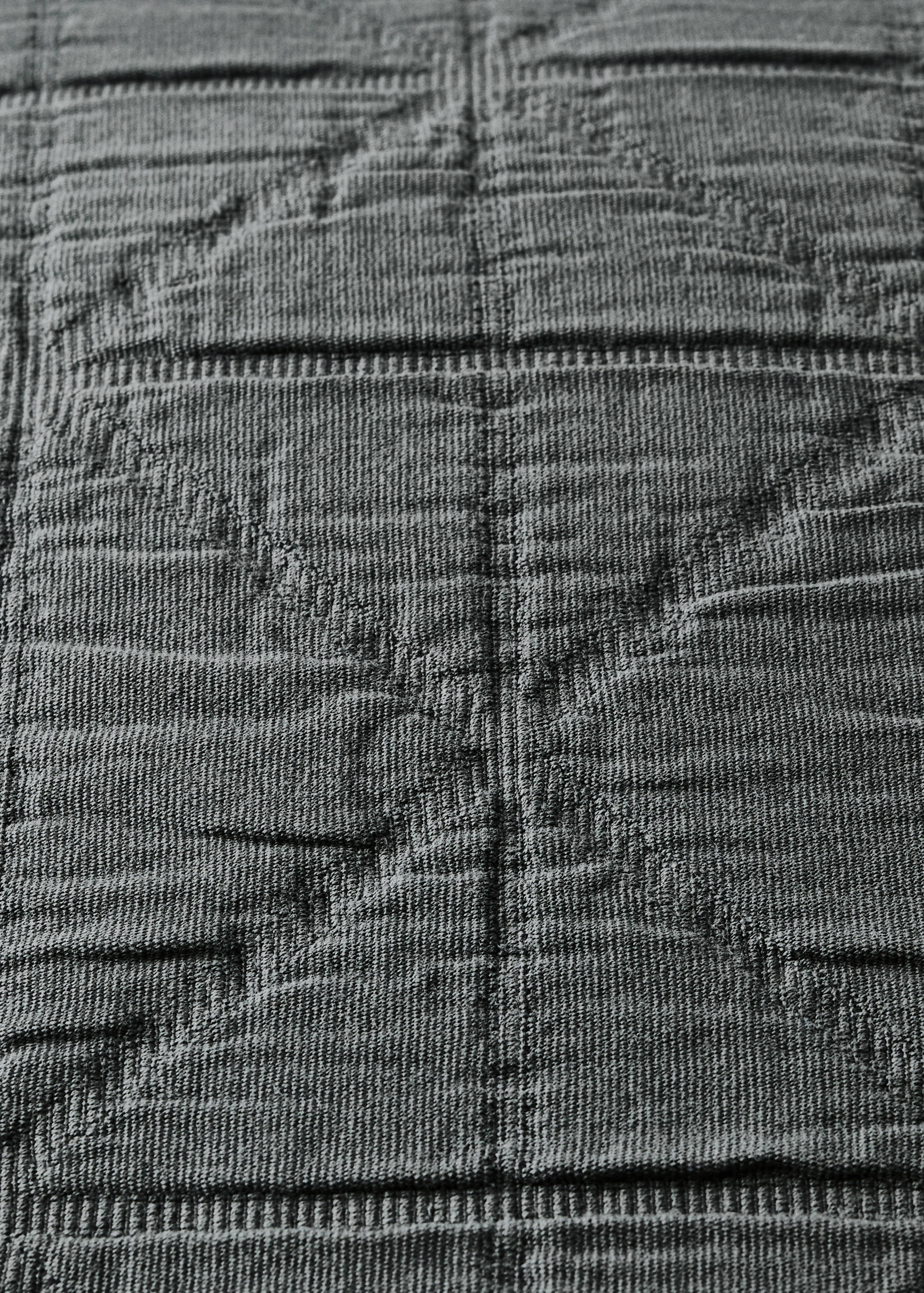 Children's cotton jacquard garment-dyed rhombus cushion cover 40x40 cm - Details of the article 2