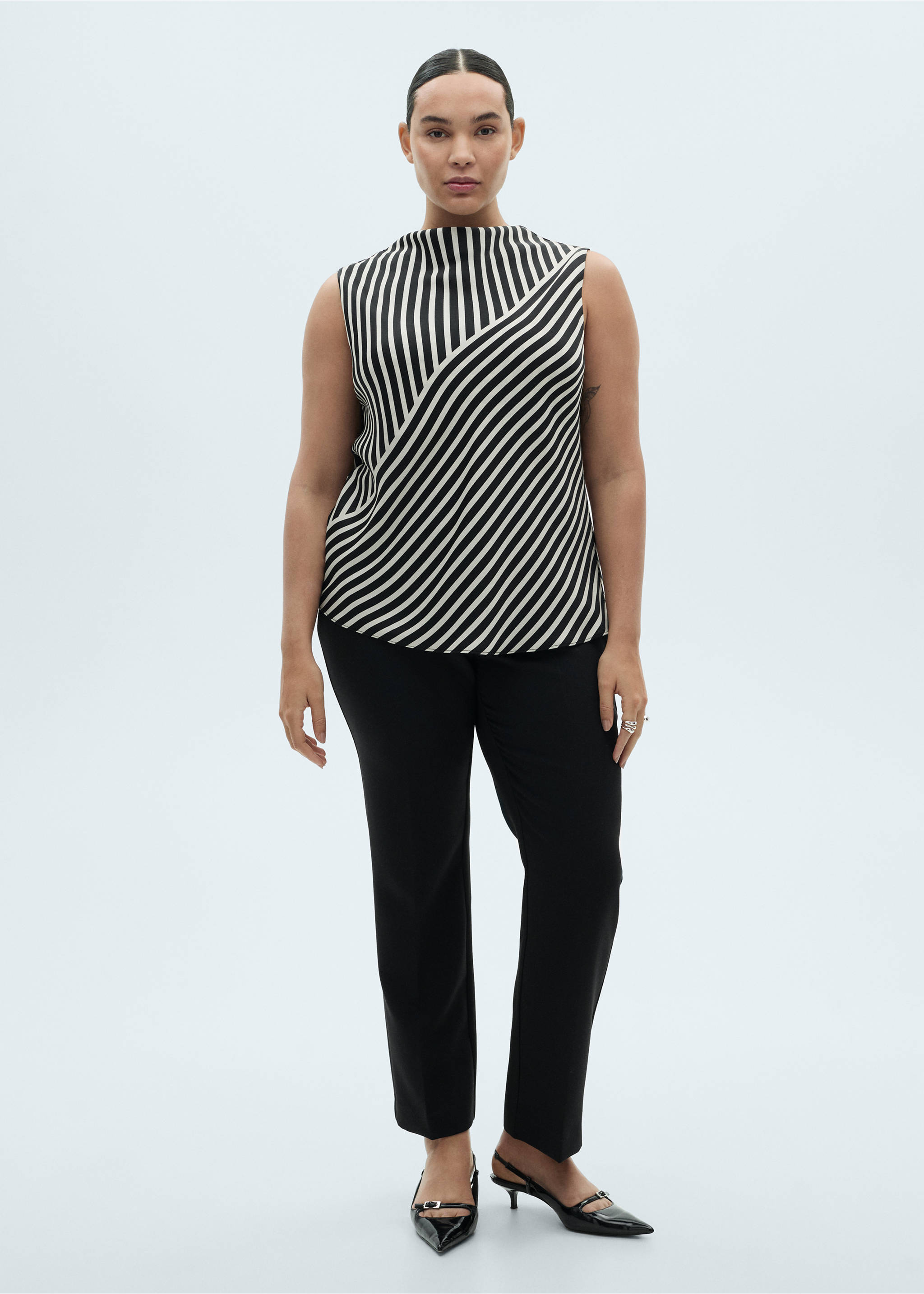 Striped perkins-neck blouse - Details of the article 6, Black. Ref: 87044091-00.