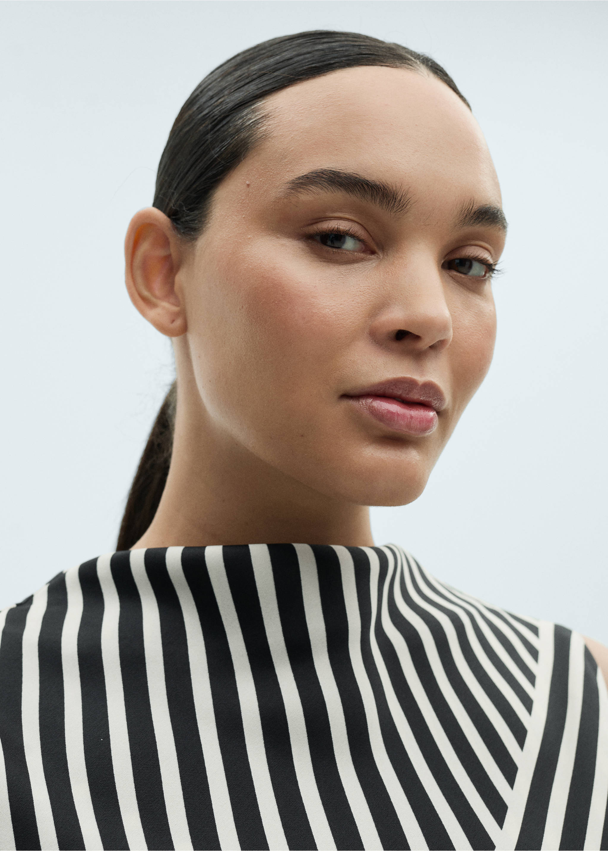Striped perkins-neck blouse - Details of the article 4, Black. Ref: 87044091-00.